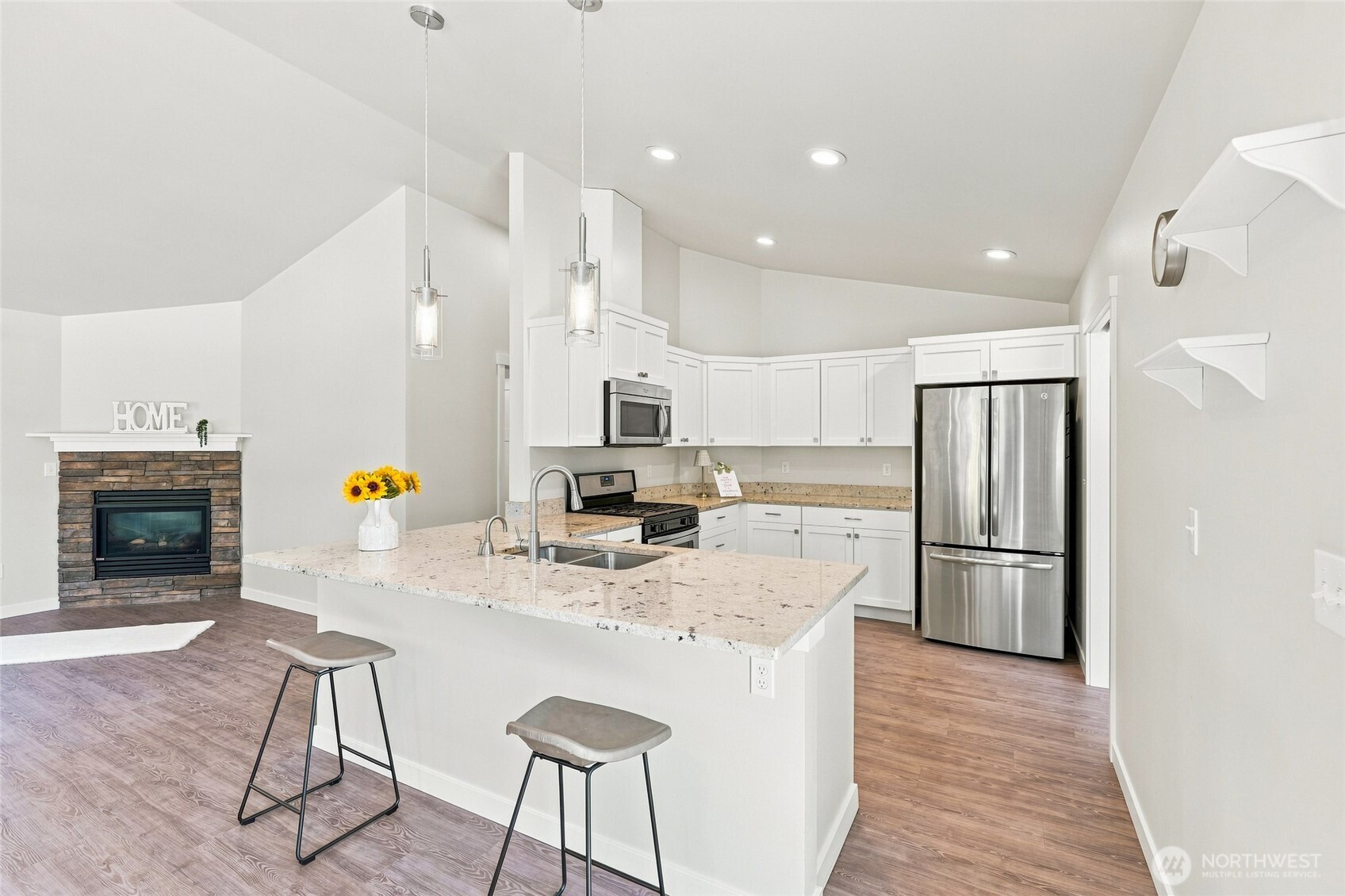1087 Idlewood Drive Property Photo 12