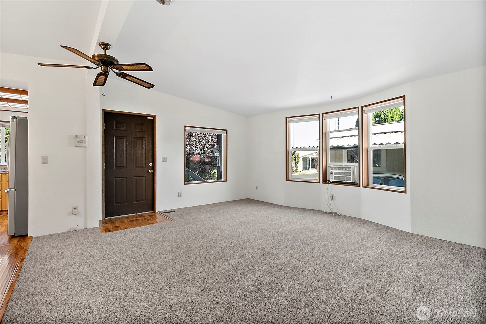 3501 Auburn Way 21 Property Photo 5
