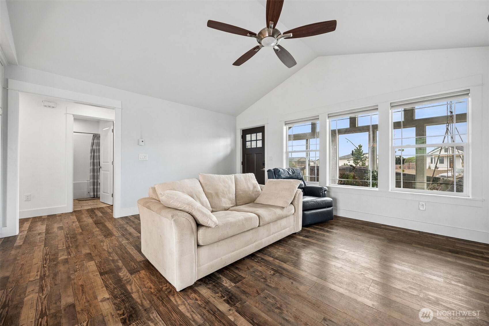 1181 Brookdale Court Property Photo 7