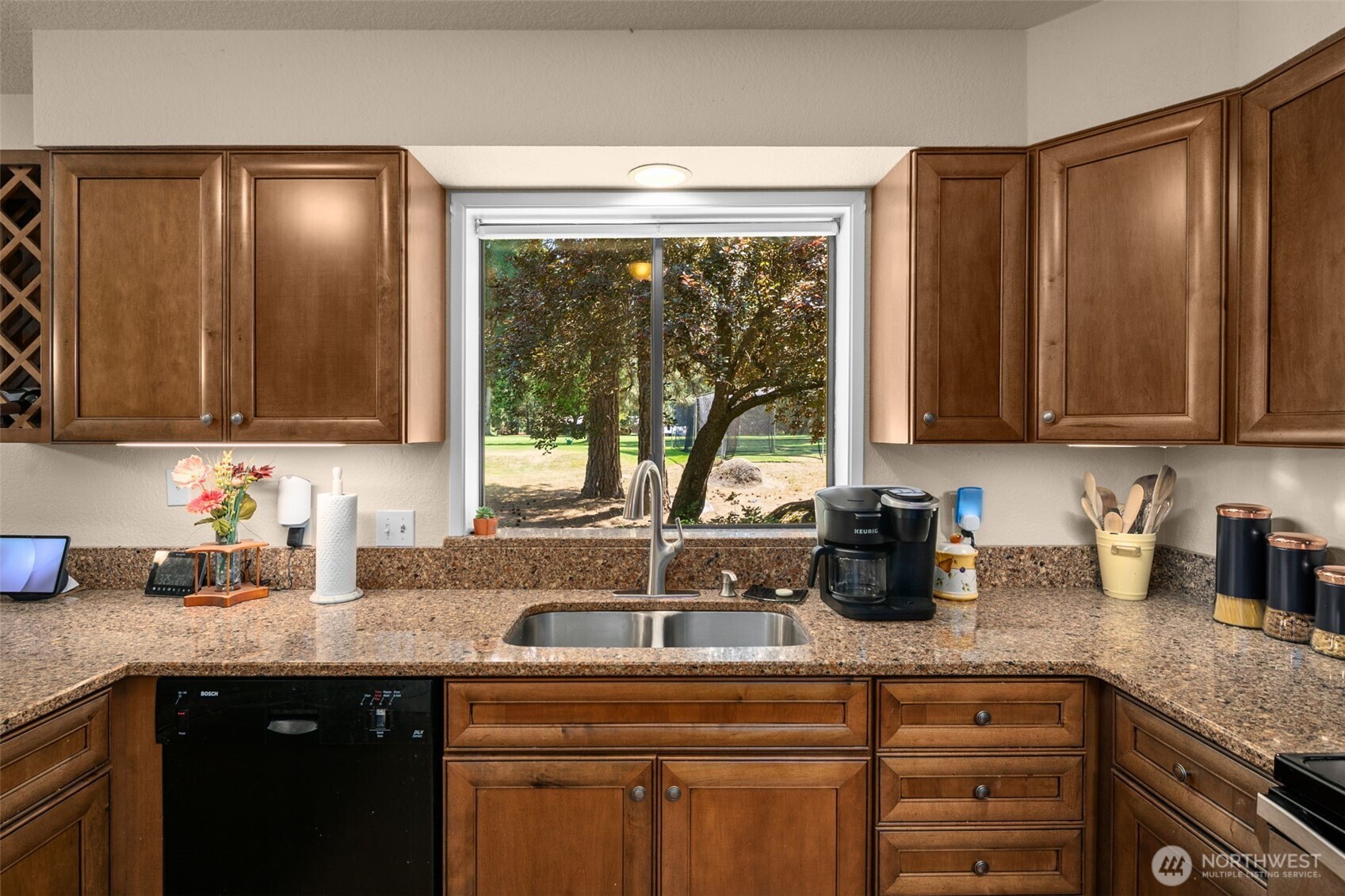 8975 Icicle Road #c Property Photo 10