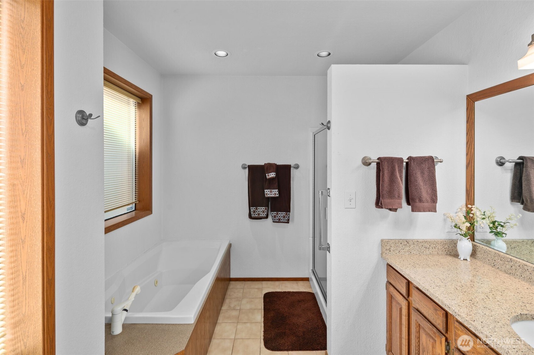 8975 Icicle Road #c Property Photo 15