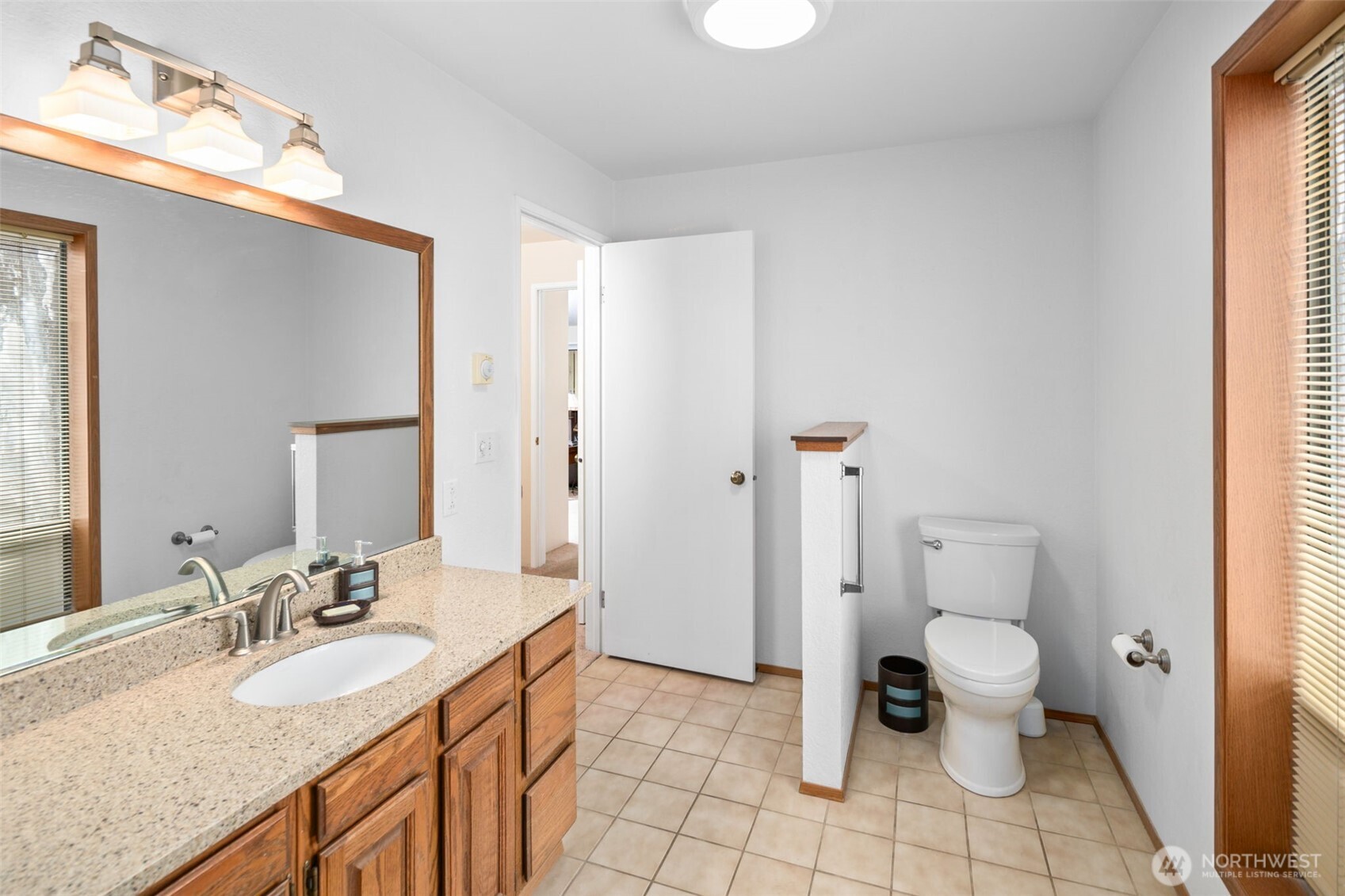 8975 Icicle Road #c Property Photo 18