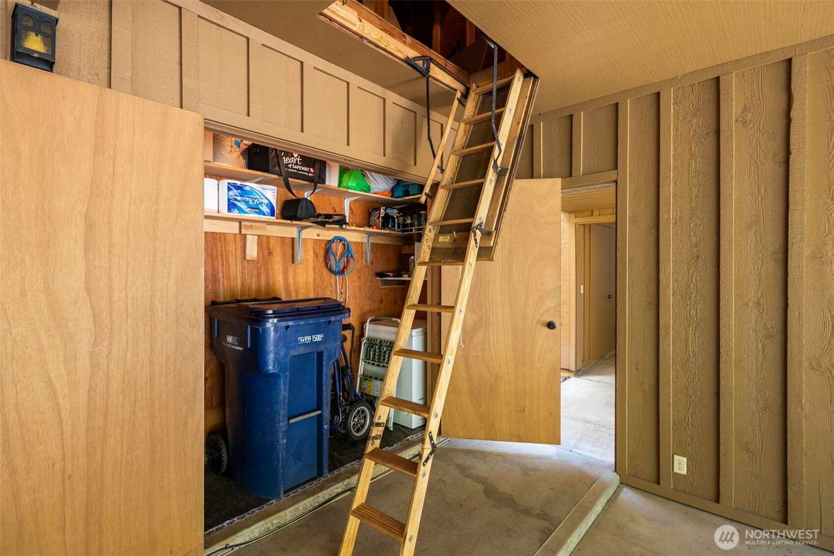 8975 Icicle Road #c Property Photo 28