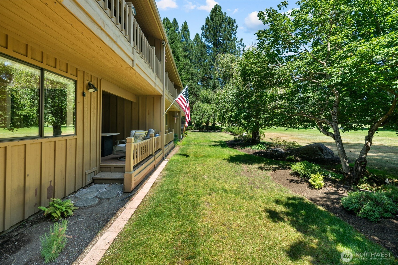 8975 Icicle Road #c Property Photo 36