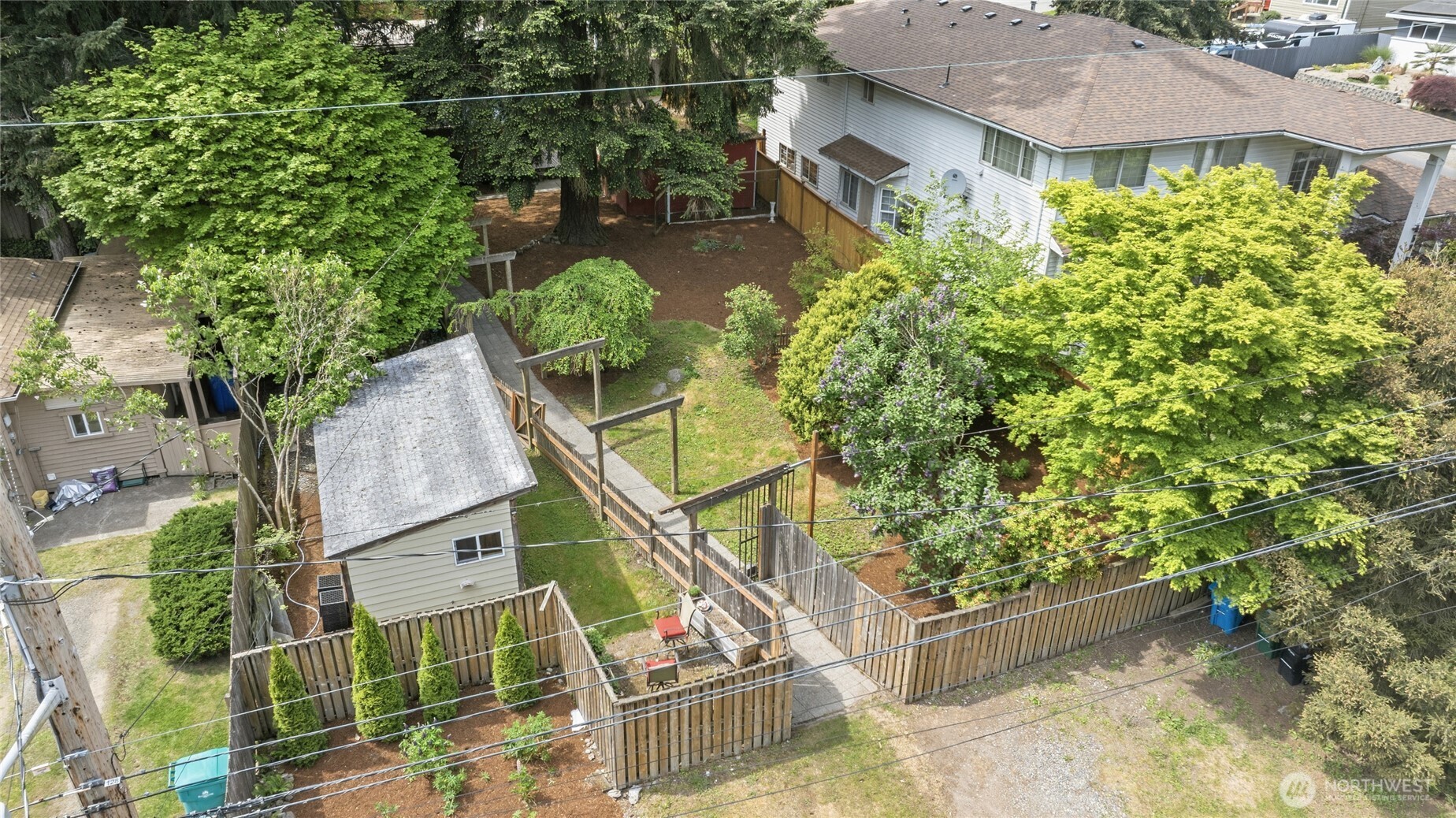 15749 Wallingford Avenue Property Photo 35