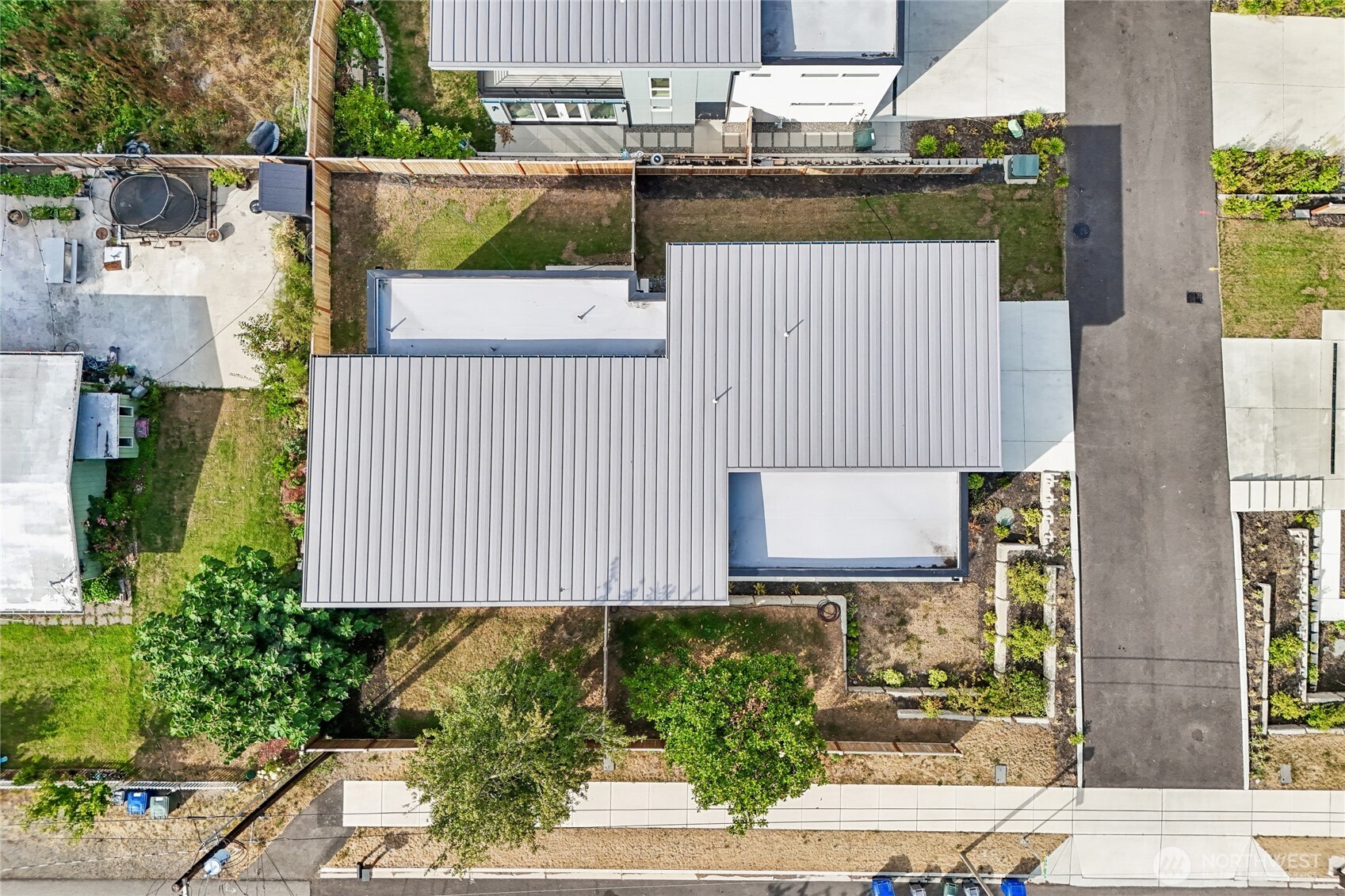 3978 162nd Place Property Photo 38