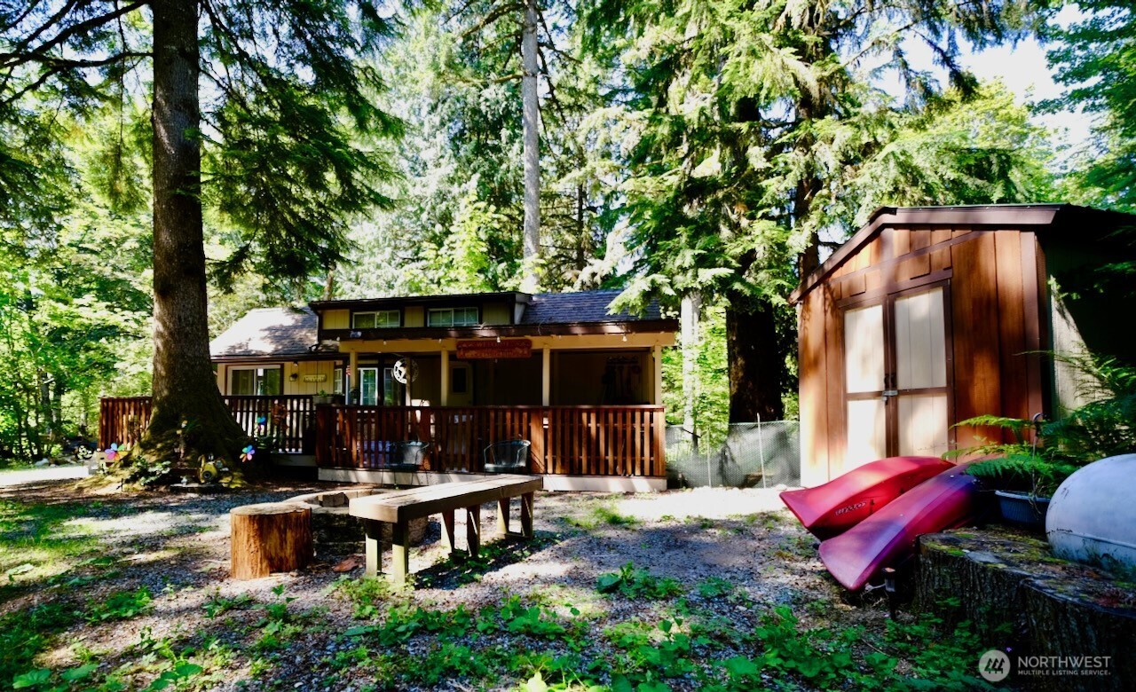 45057 Sikhs Trail Property Photo 4