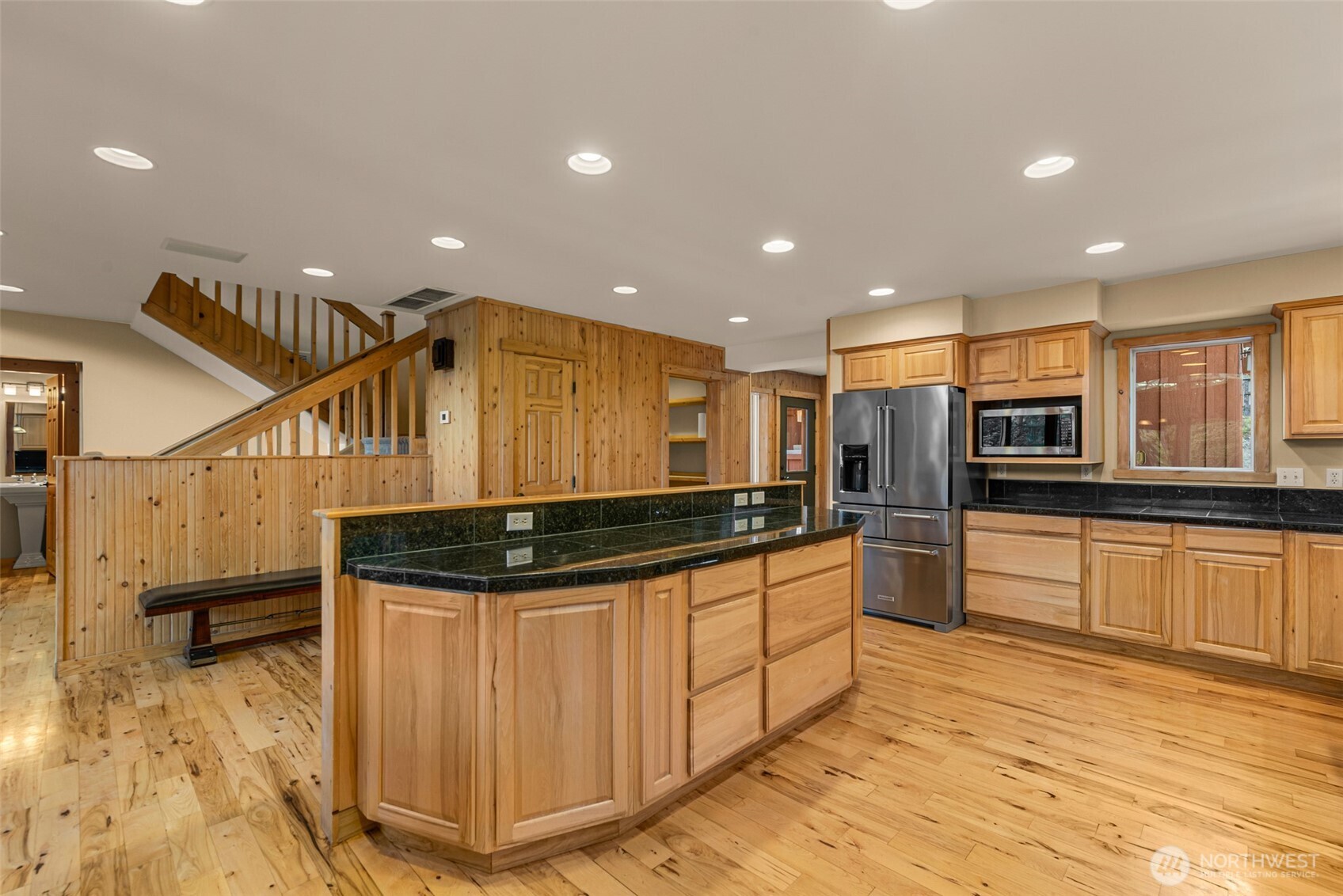 6725 Forest Ridge Drive Property Photo 14