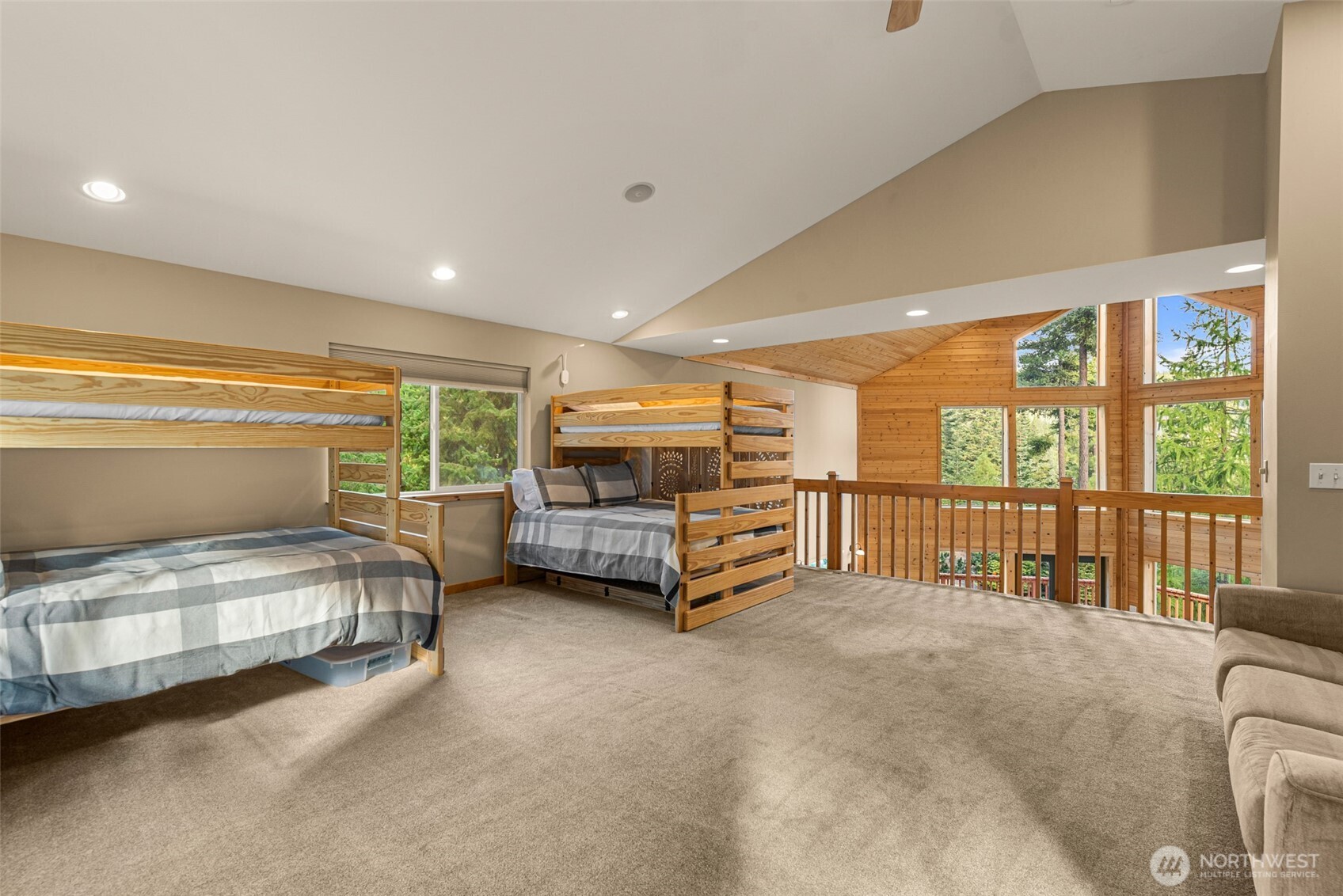 6725 Forest Ridge Drive Property Photo 20