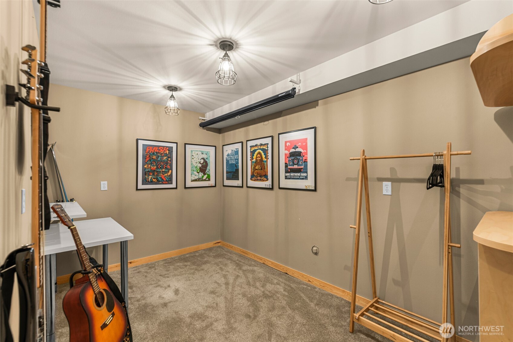 6725 Forest Ridge Drive Property Photo 32