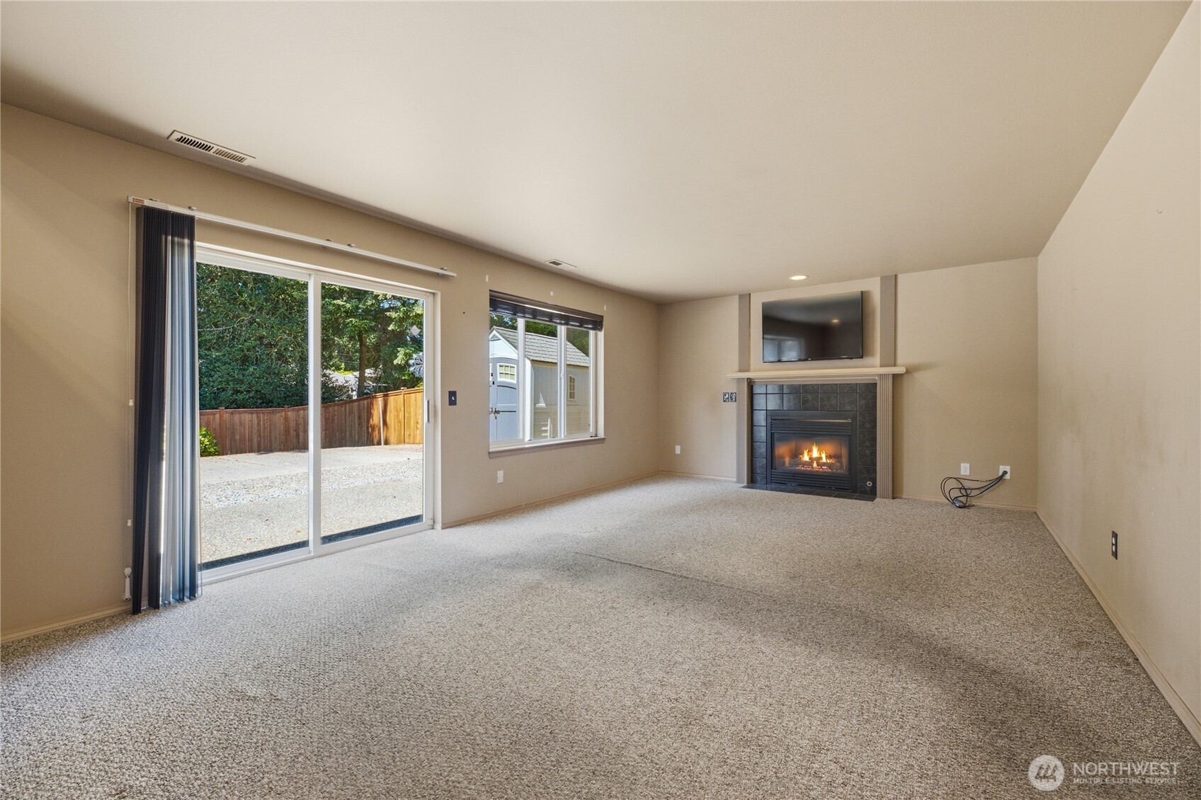 19413 5th Avenue Property Photo 17