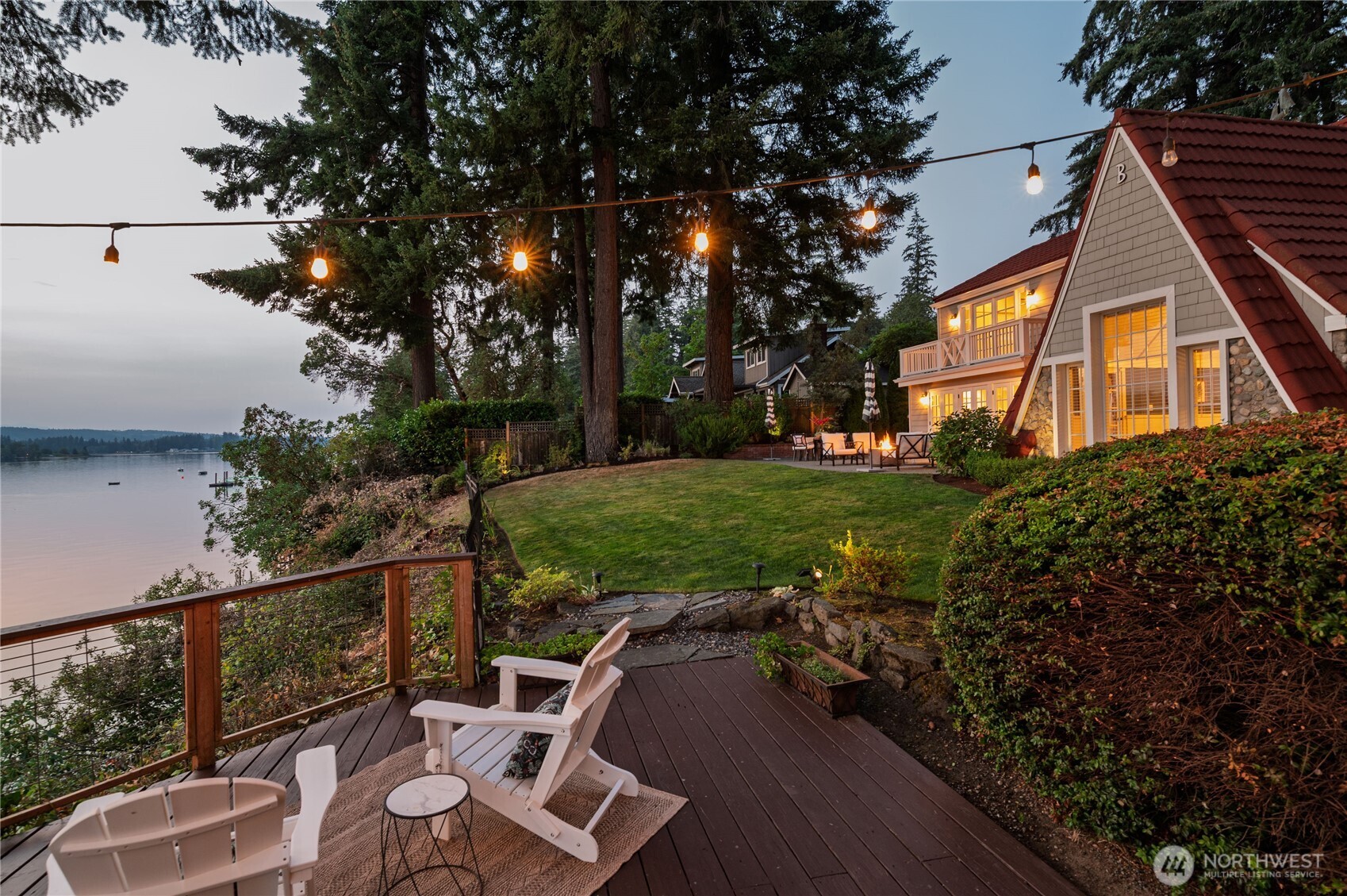 2425 Marine Drive Property Photo 1