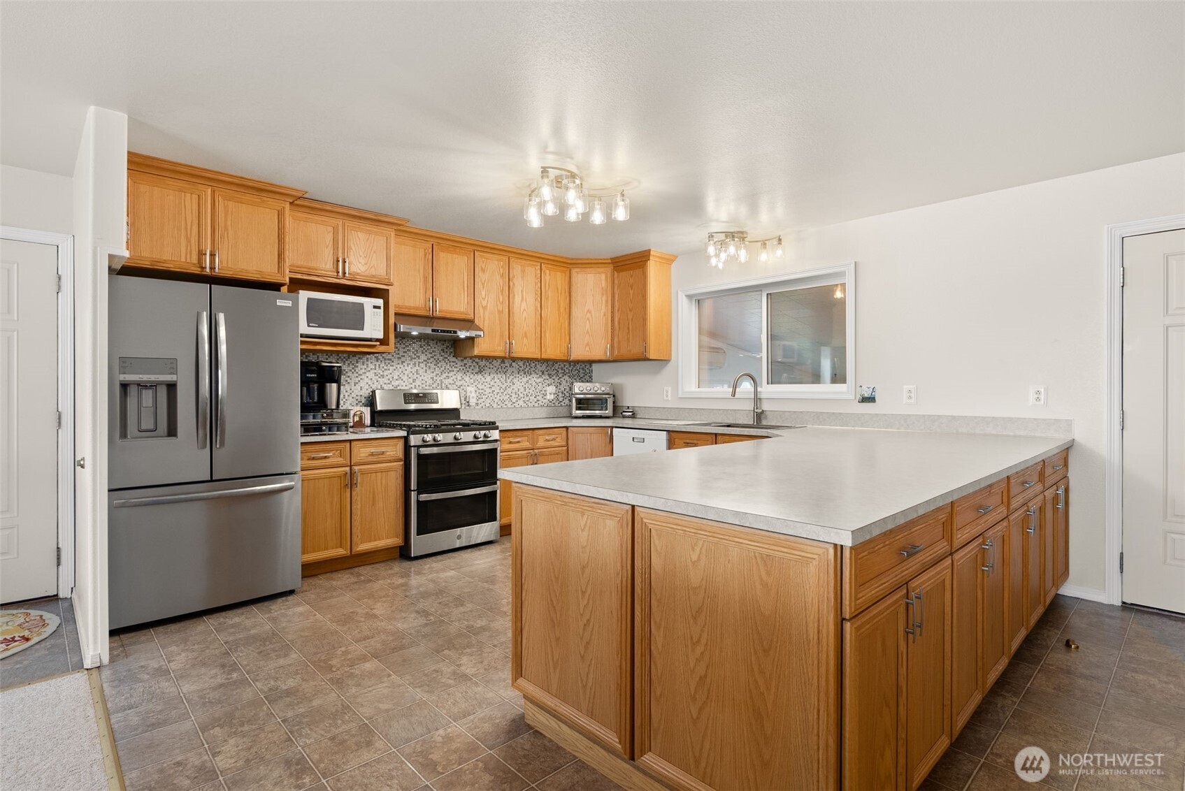 4 Bayshore Road Property Photo 11