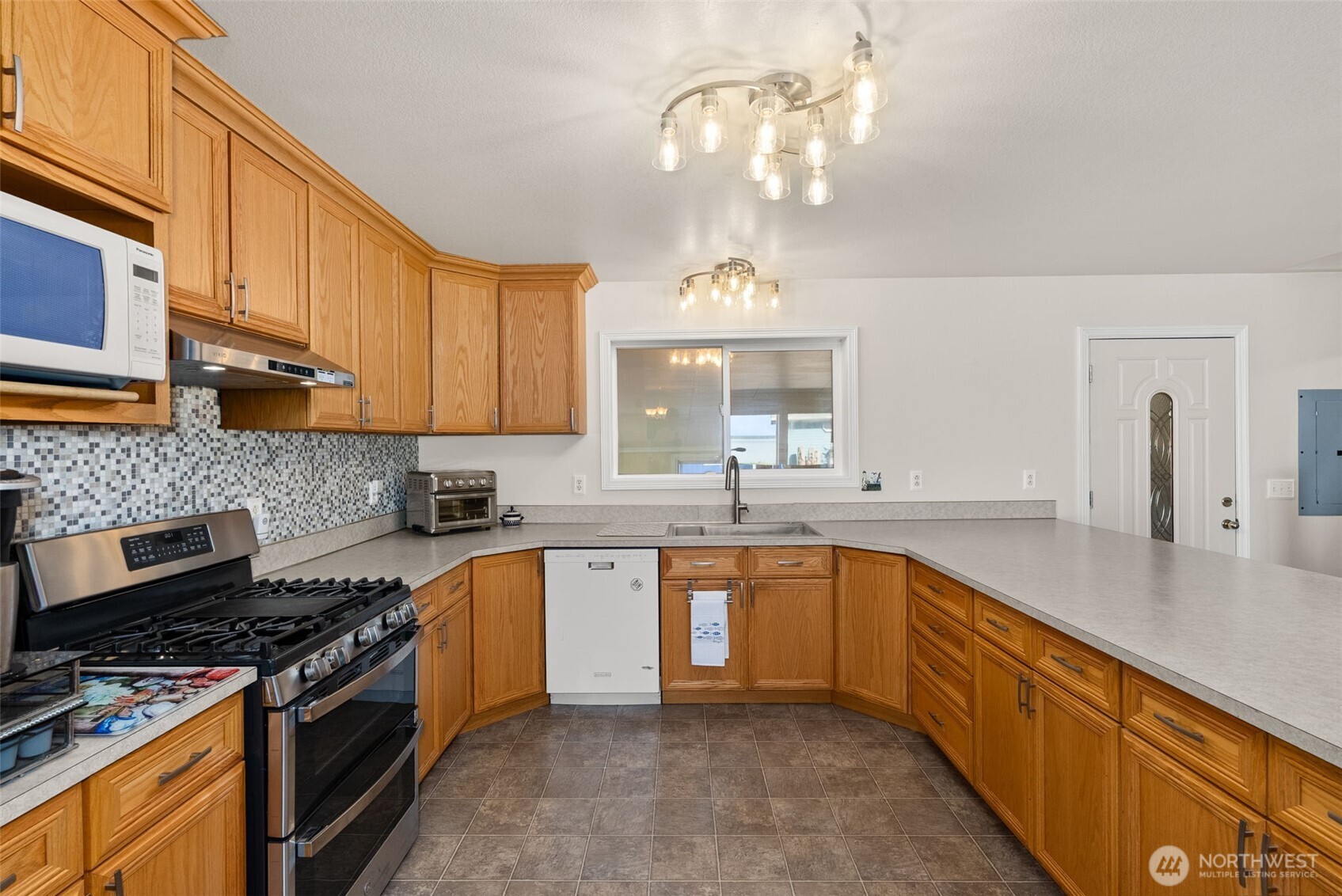 4 Bayshore Road Property Photo 12