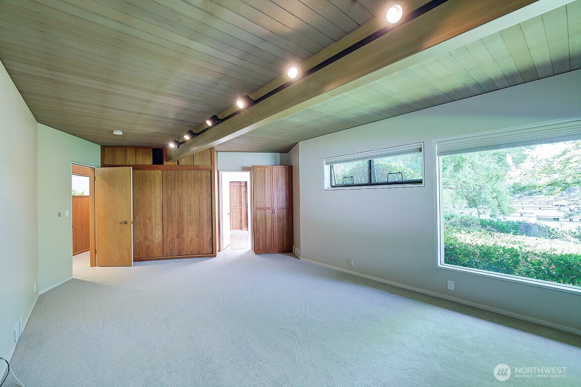 1605 73rd Avenue Property Photo 17