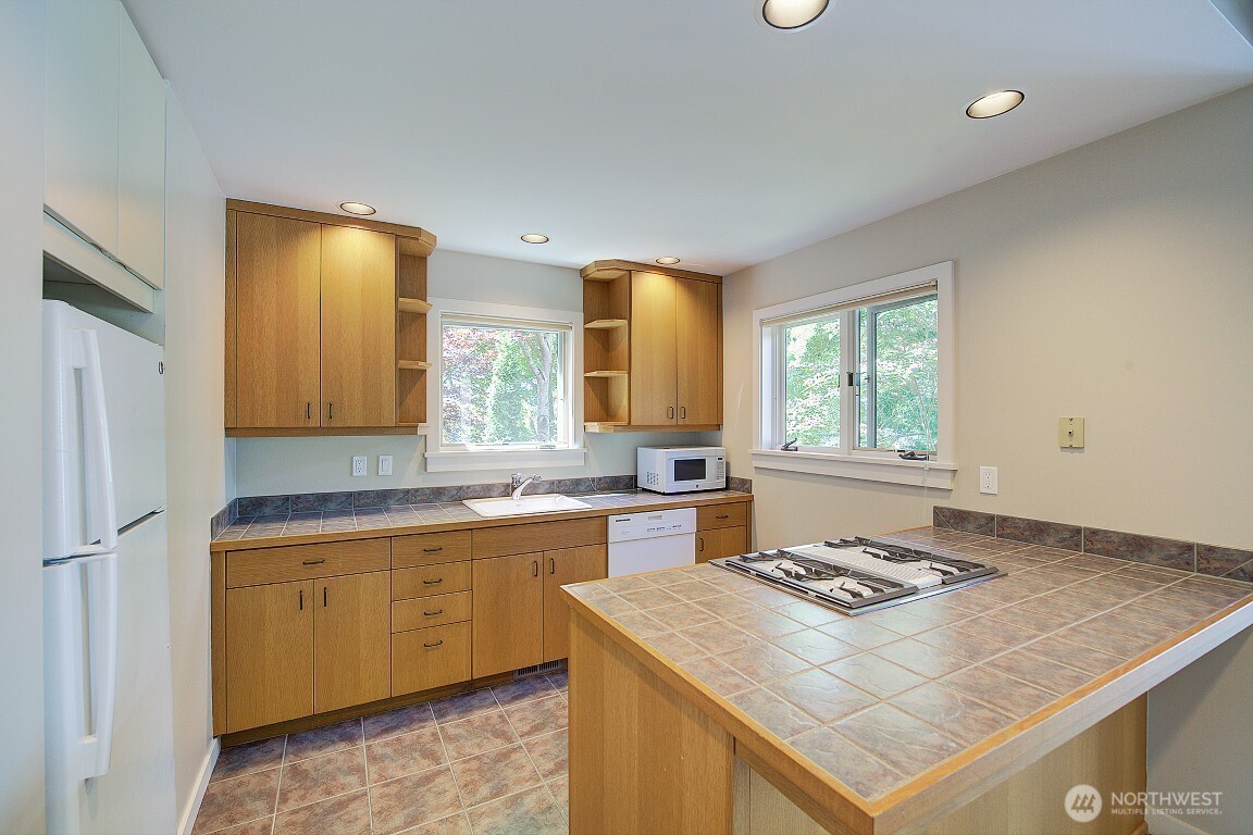 1605 73rd Avenue Property Photo 25