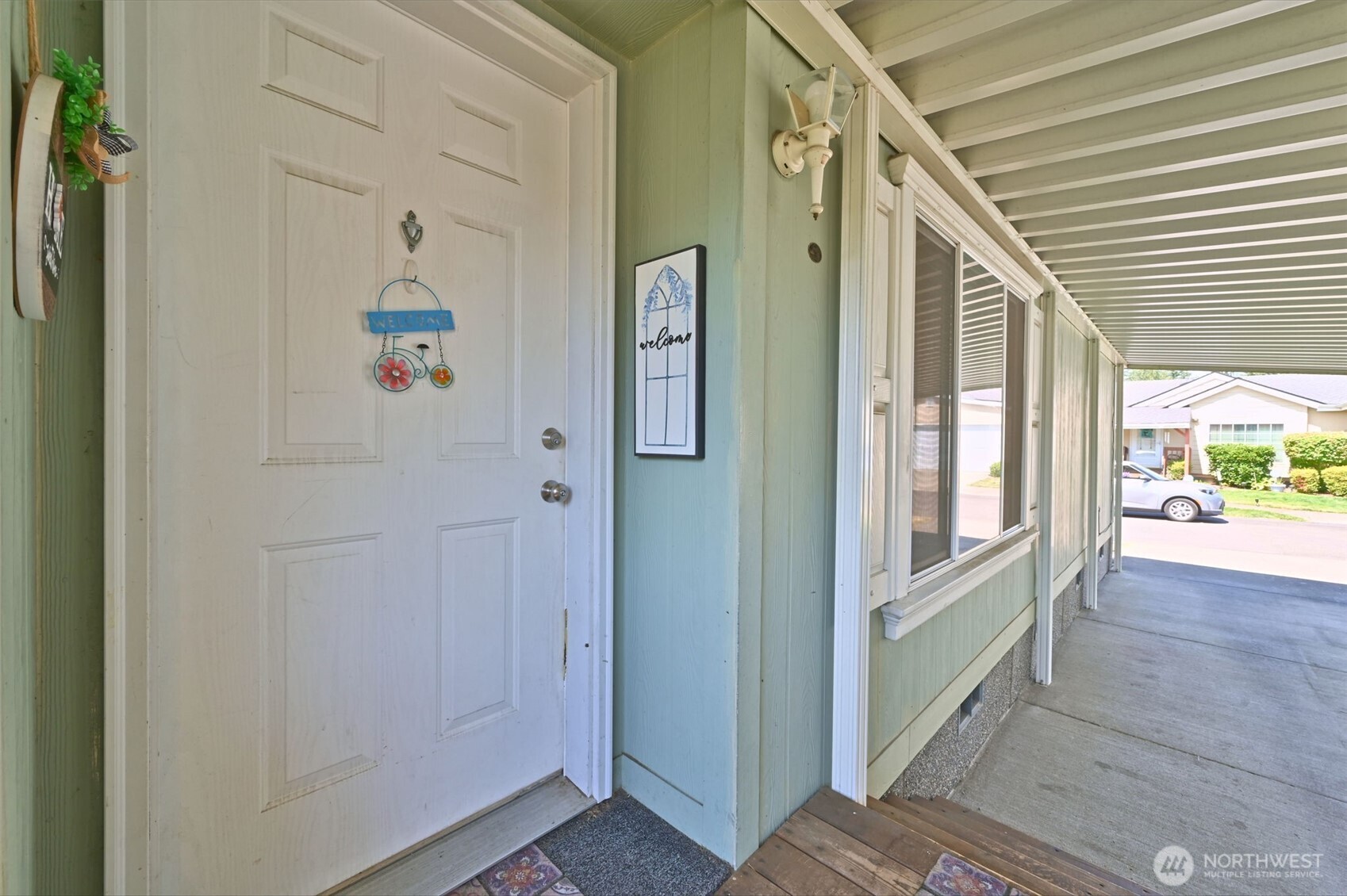 2012 94th Street Ct Property Photo 3