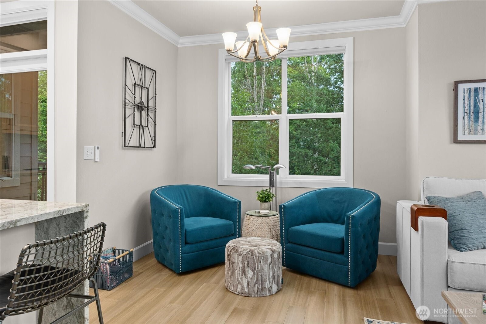 15408 Main Street 402 Property Photo 6