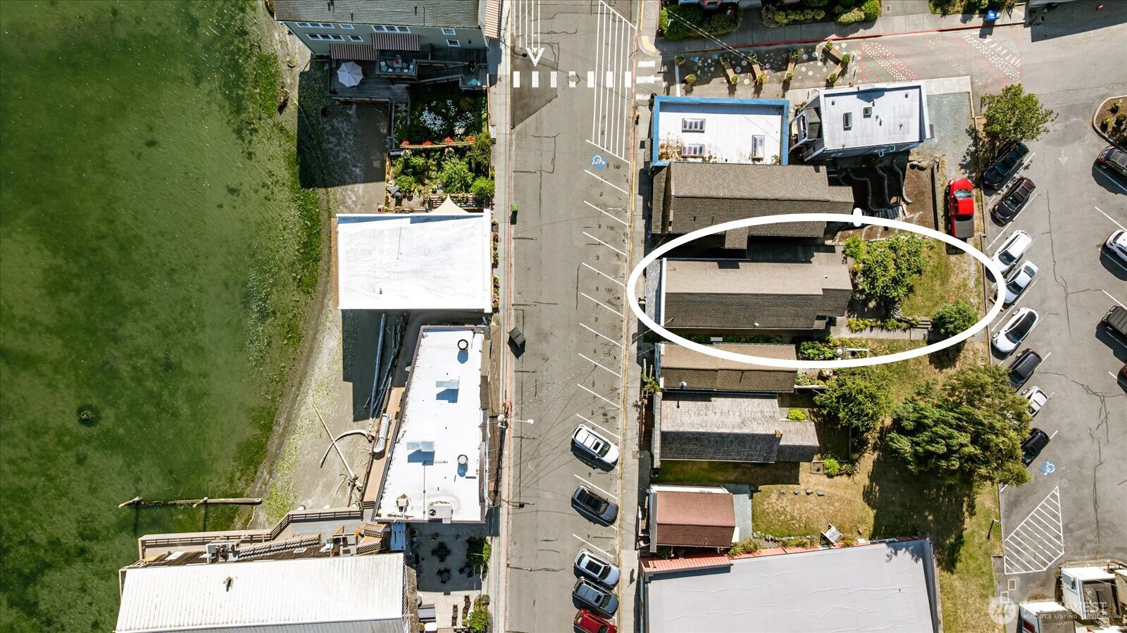 15 Nw Front Street Property Photo 10