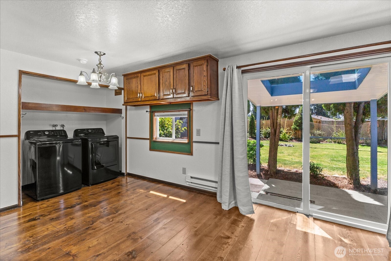 6112 202nd Place Property Photo 11