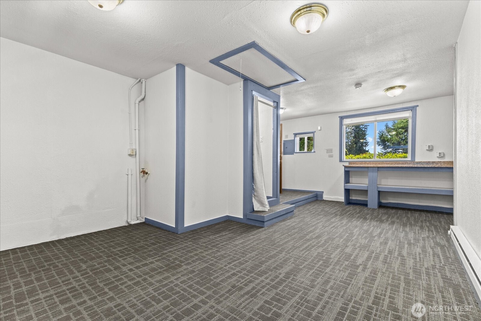 6112 202nd Place Property Photo 17