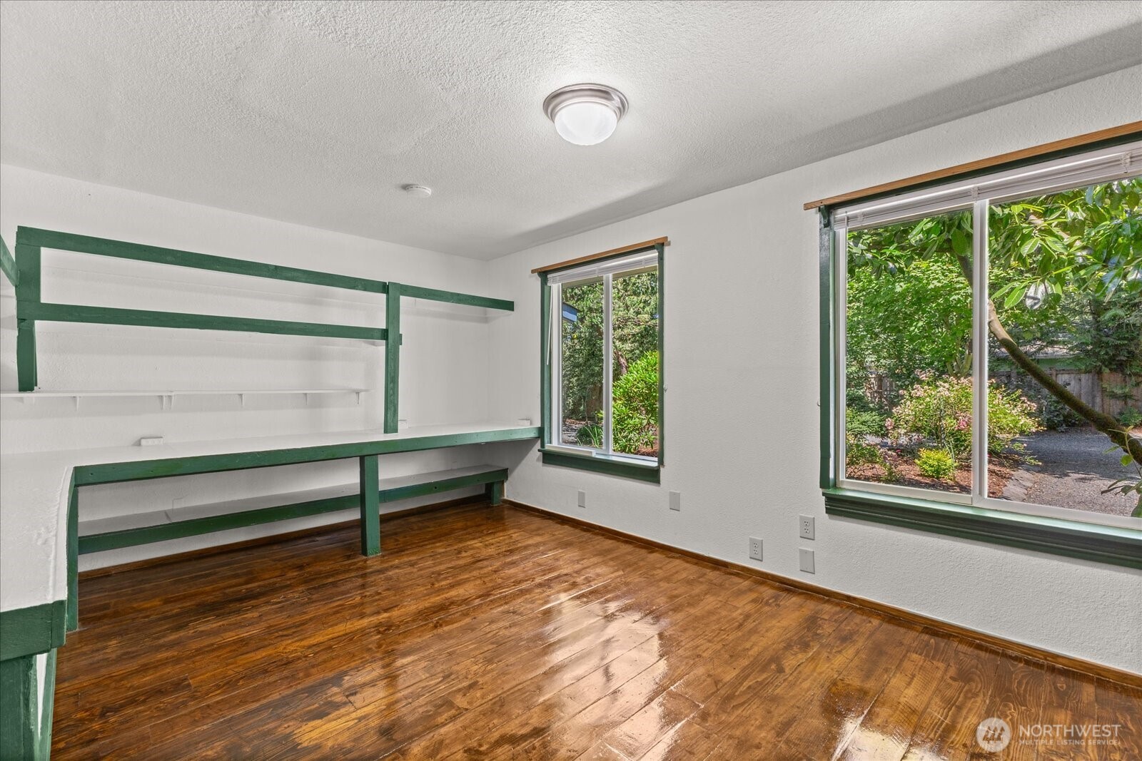 6112 202nd Place Property Photo 19