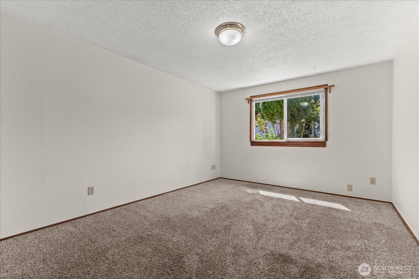 6112 202nd Place Property Photo 22