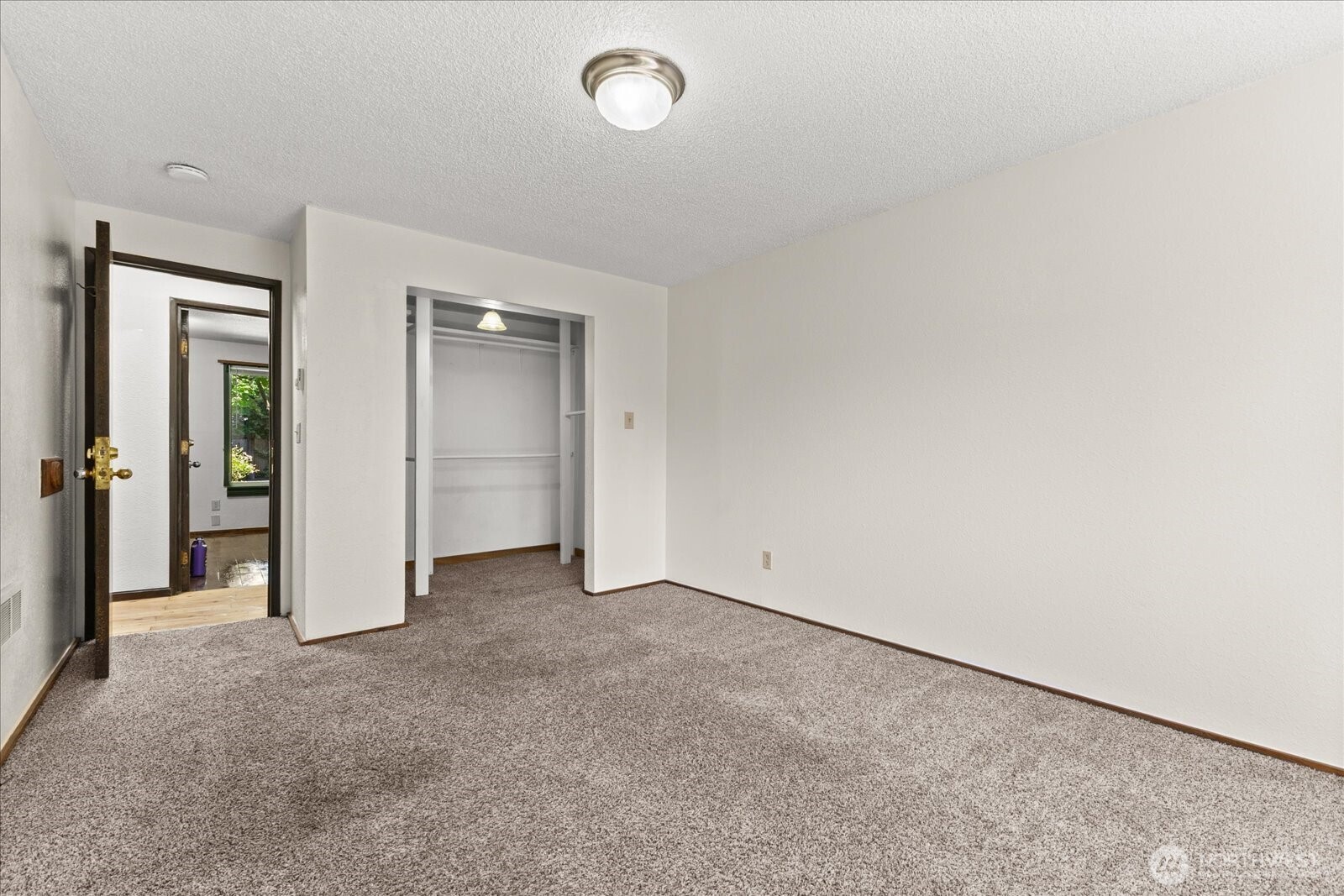 6112 202nd Place Property Photo 23