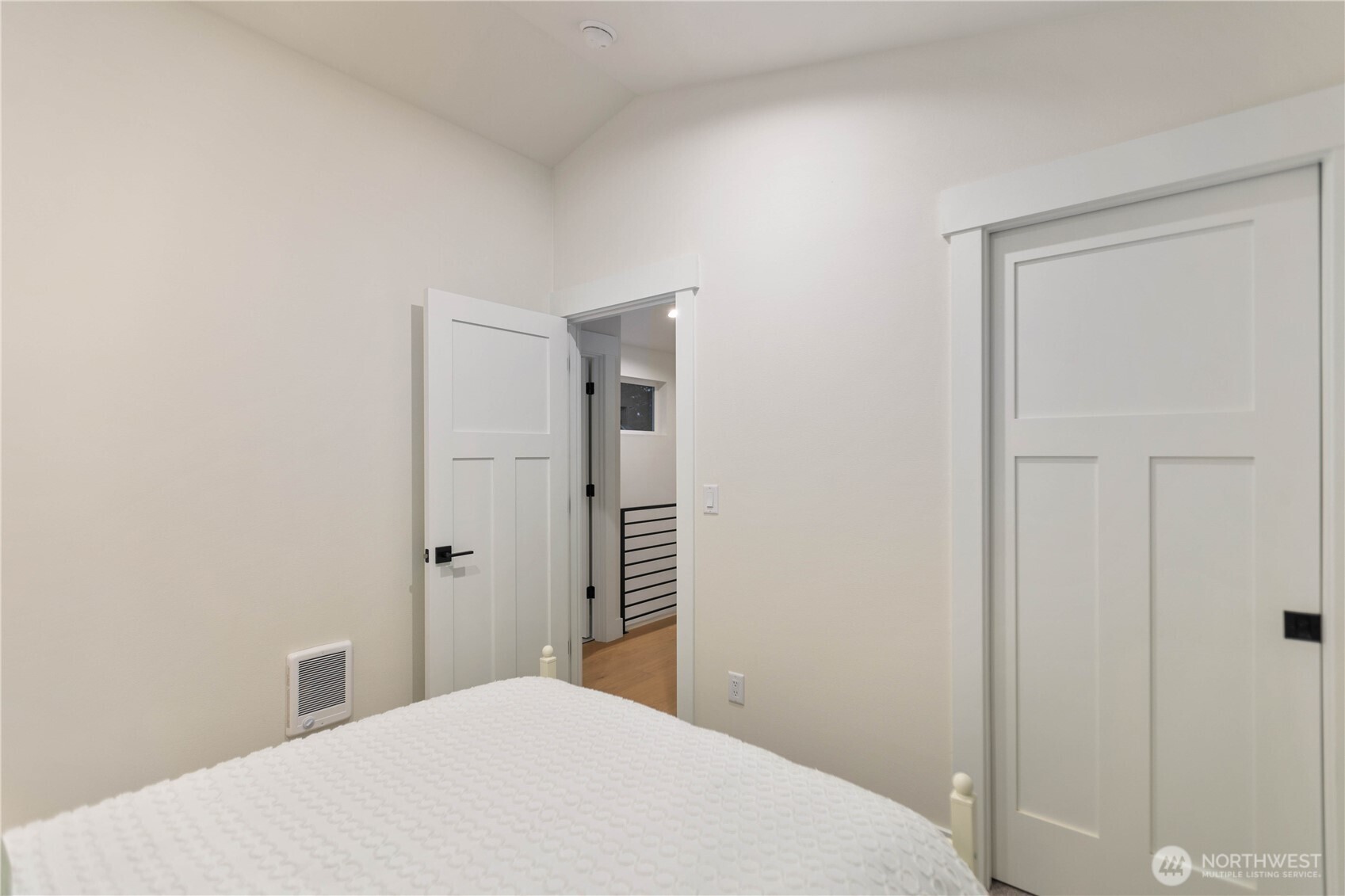 811 Ne 125th Street B Property Photo 26