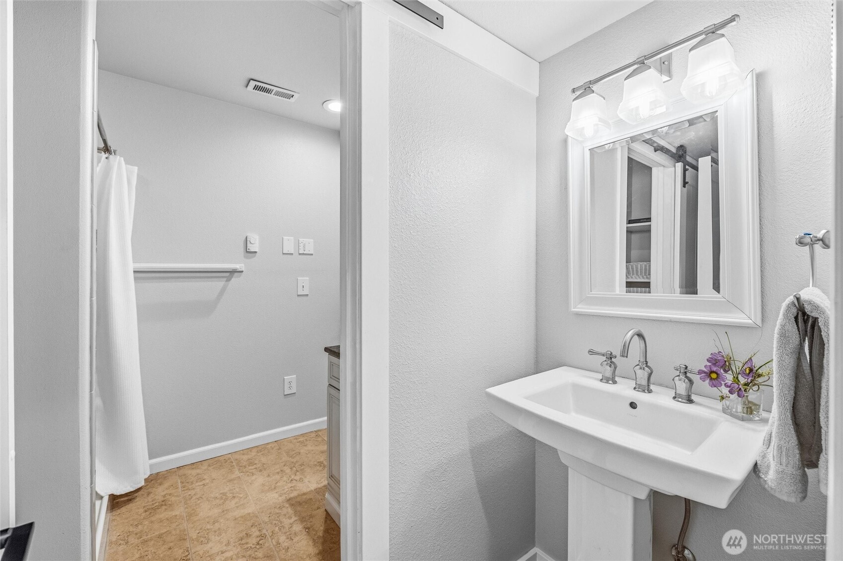 818 Haddon Road Property Photo 24