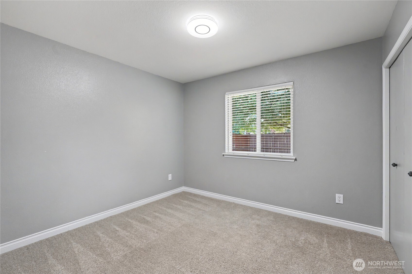 5705 57th Avenue Property Photo 17
