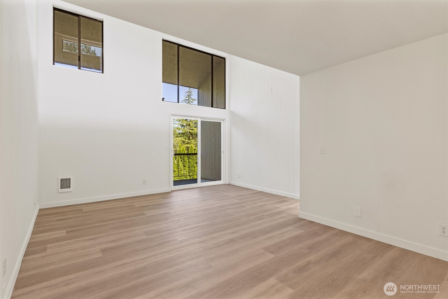6582 137th Avenue 415 Property Photo 10