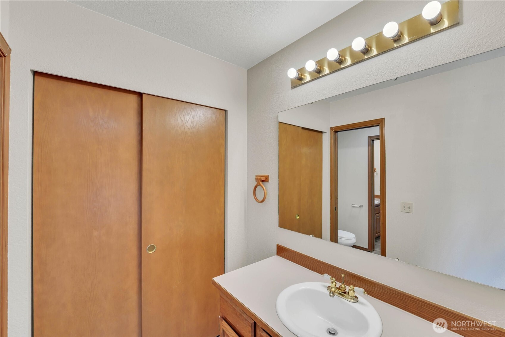 205 Spring Place Property Photo 30
