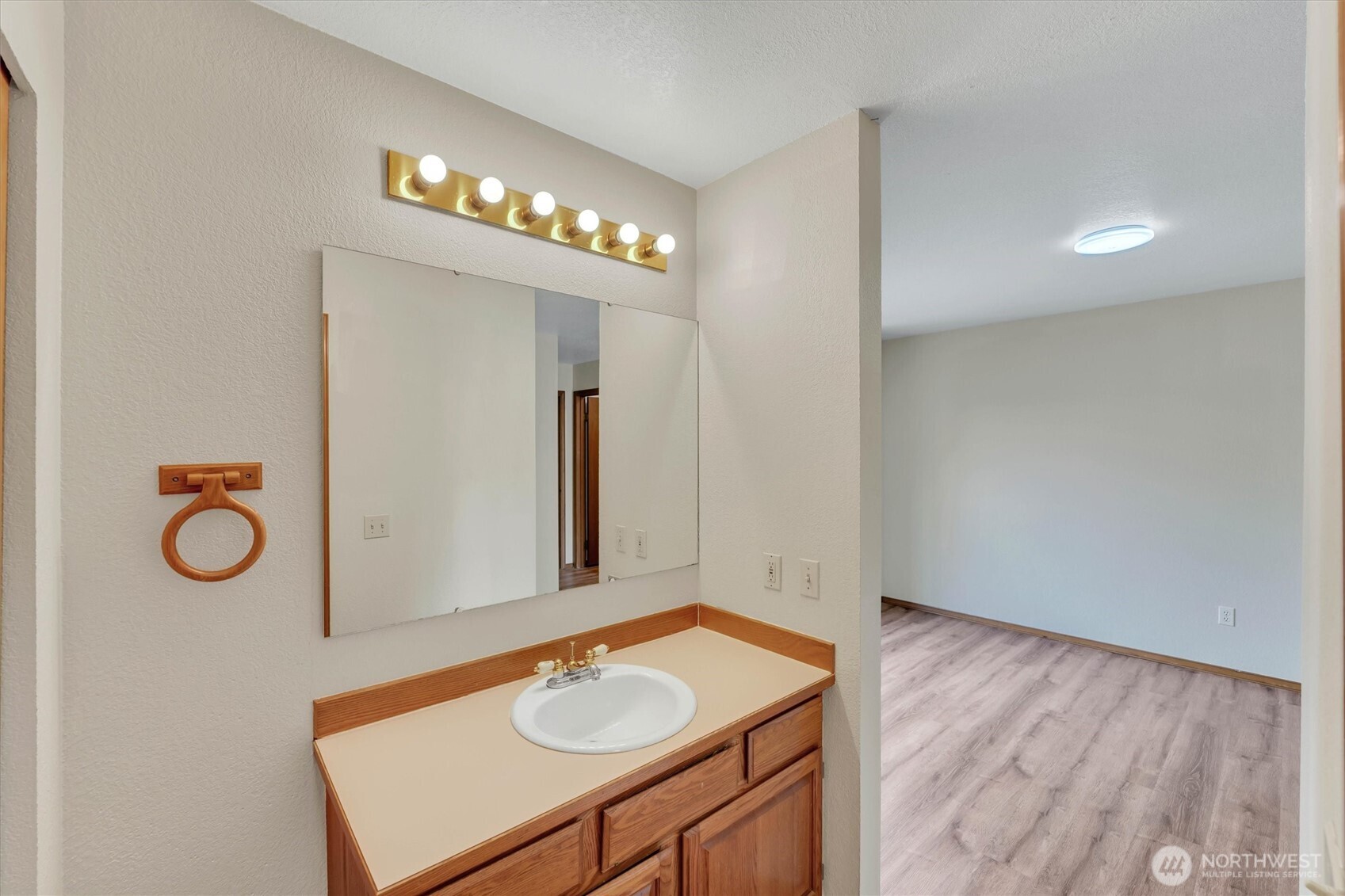 205 Spring Place Property Photo 31