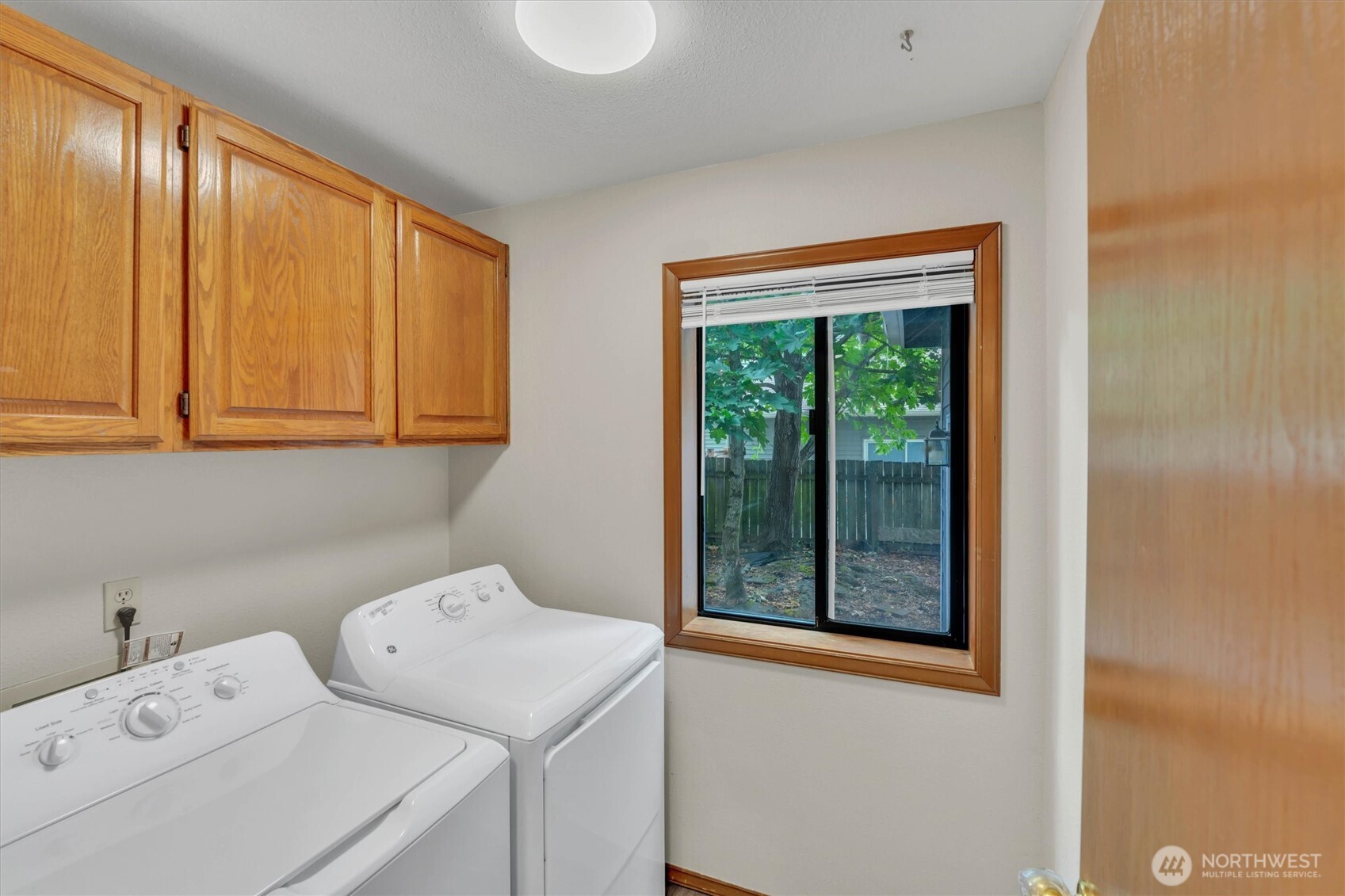 205 Spring Place Property Photo 32