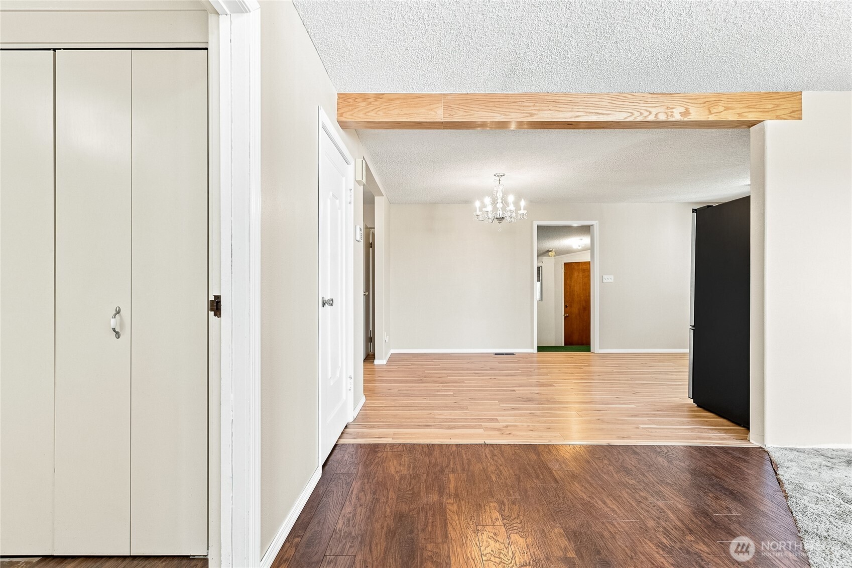 2714 Melrose Street Property Photo 10