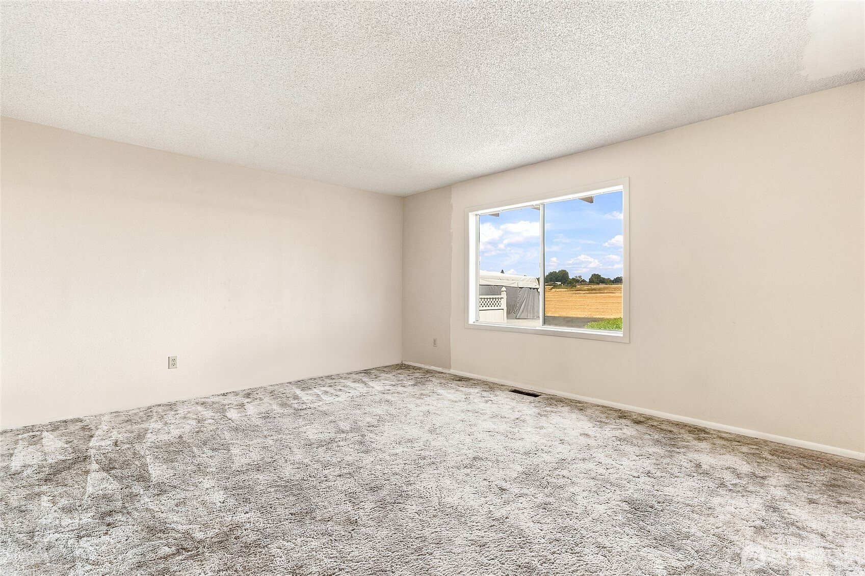 2714 Melrose Street Property Photo 15