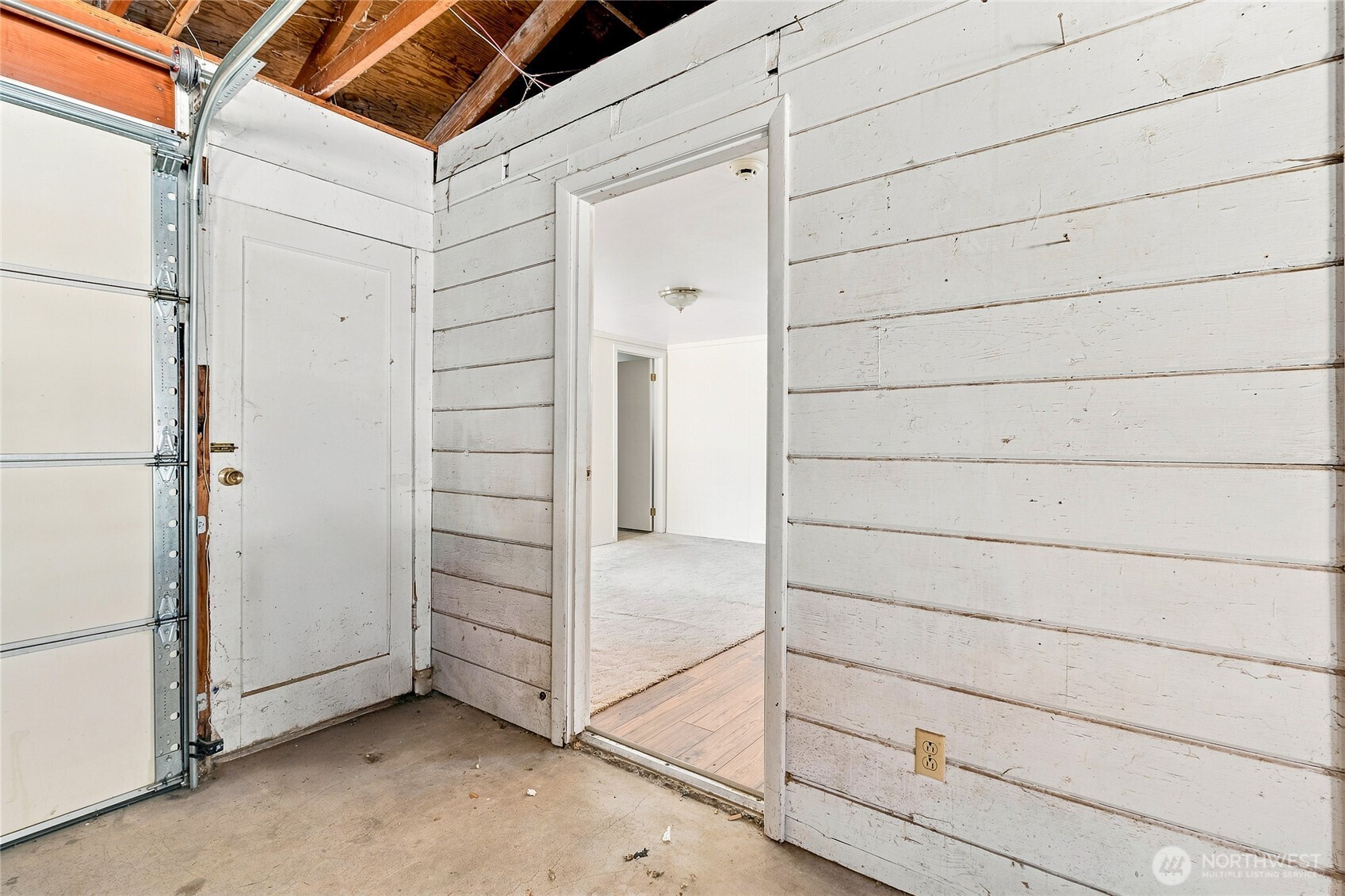 2714 Melrose Street Property Photo 26