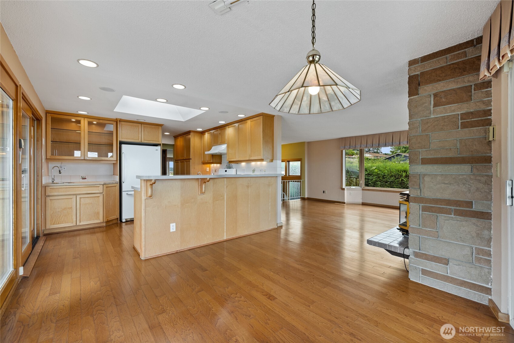 6107 Hawthorne Terrace Property Photo 10
