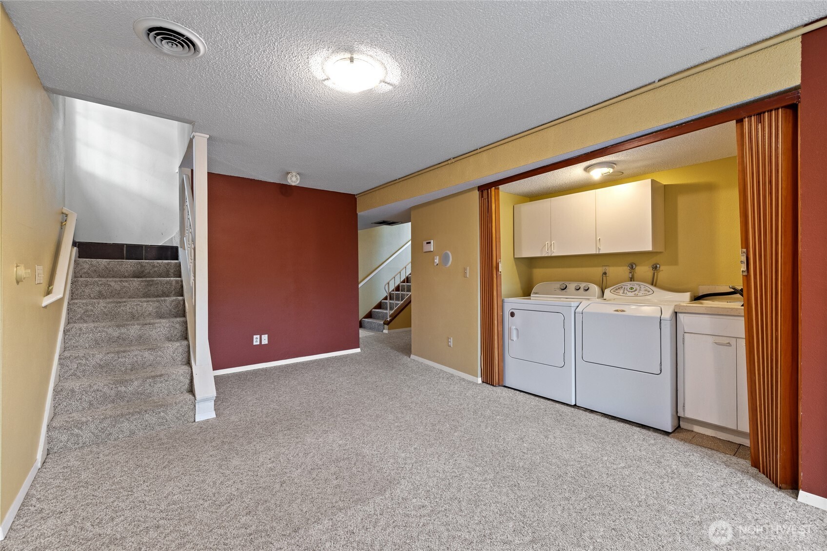 6107 Hawthorne Terrace Property Photo 18