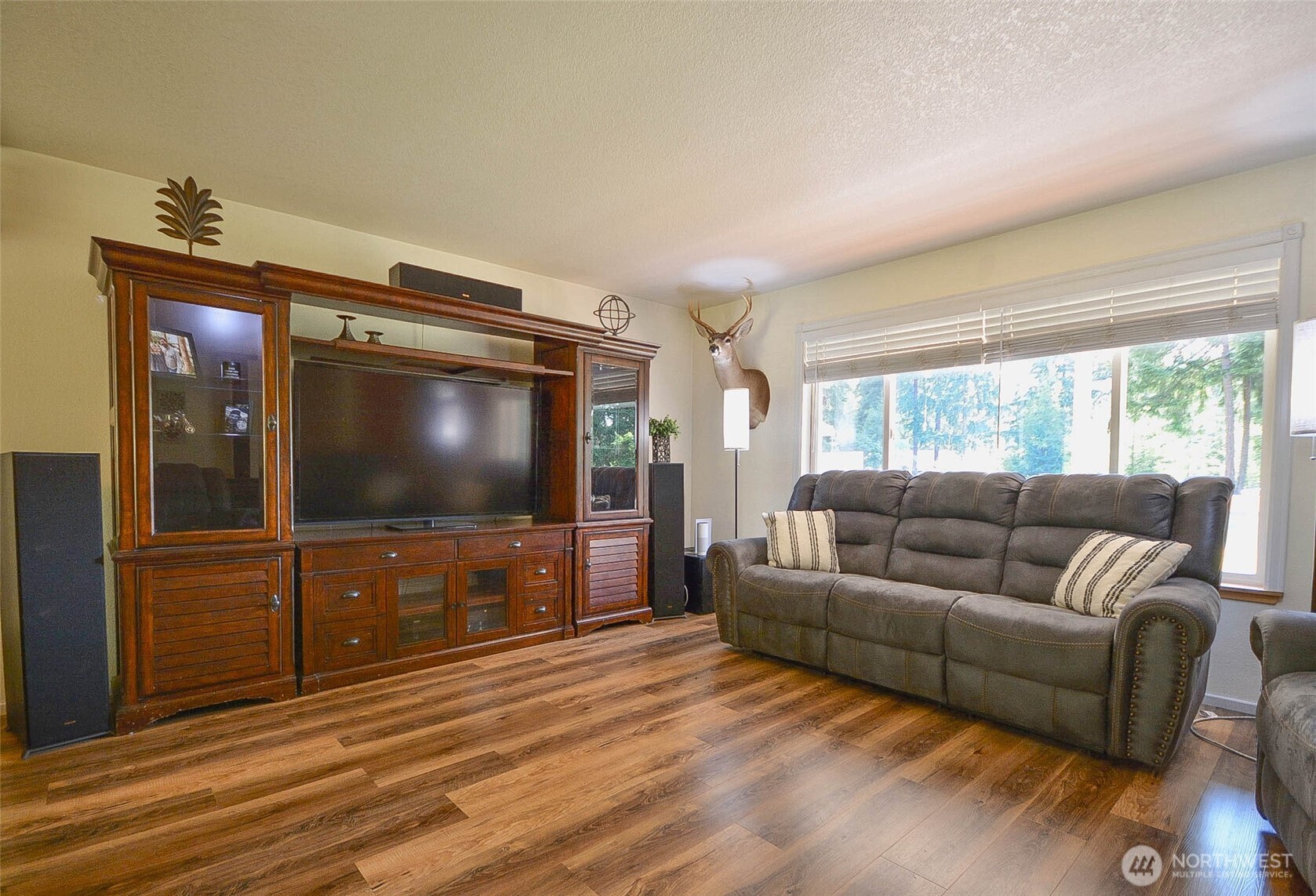 15016 Palmer Lane Property Photo 5