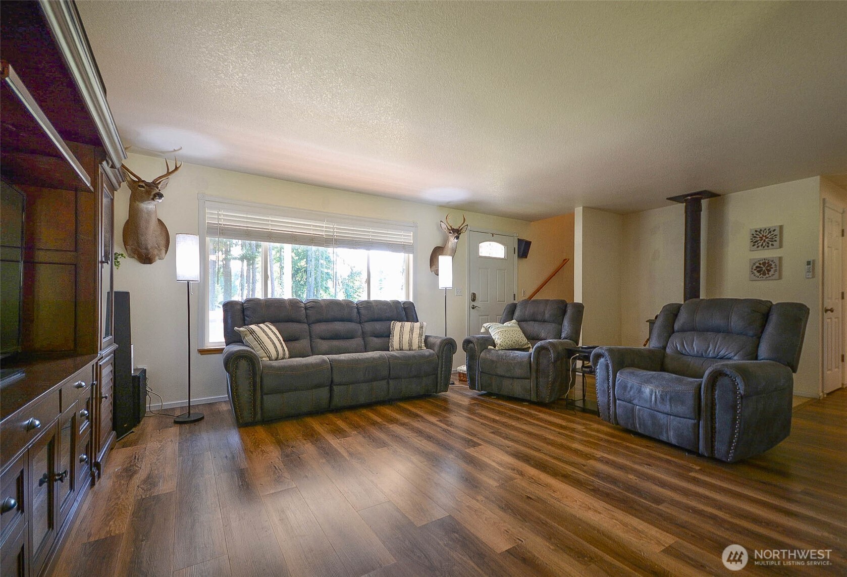 15016 Palmer Lane Property Photo 6