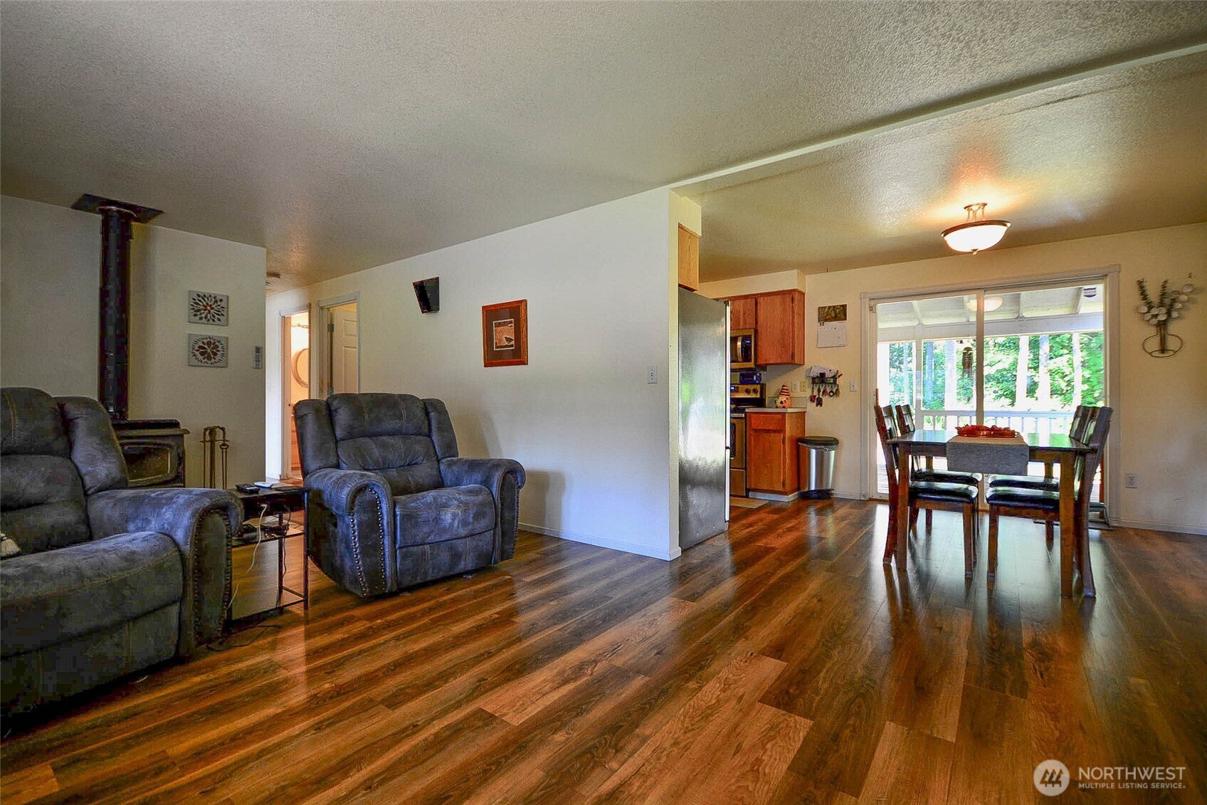 15016 Palmer Lane Property Photo 8