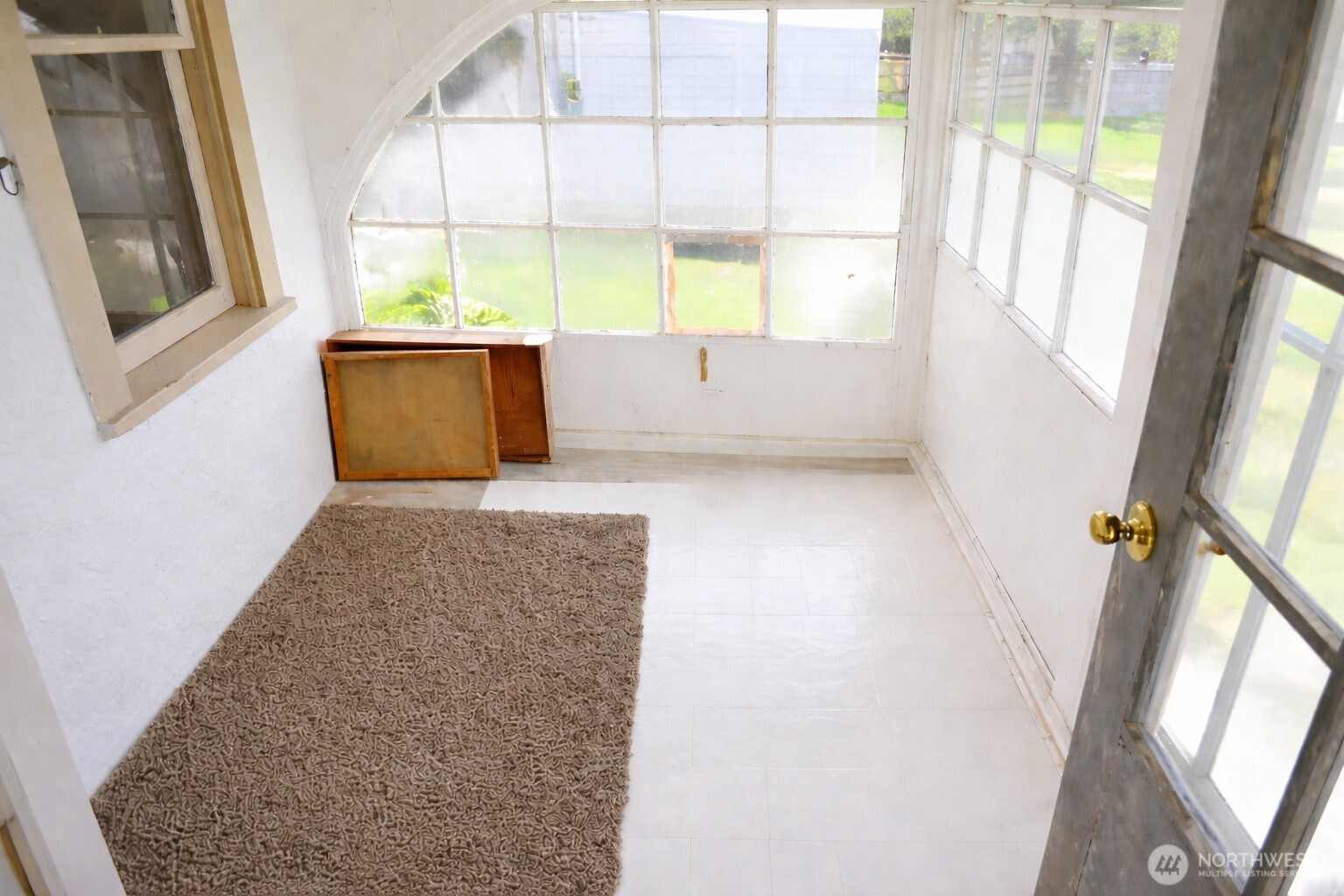 905 Coolidge Road Property Photo 3