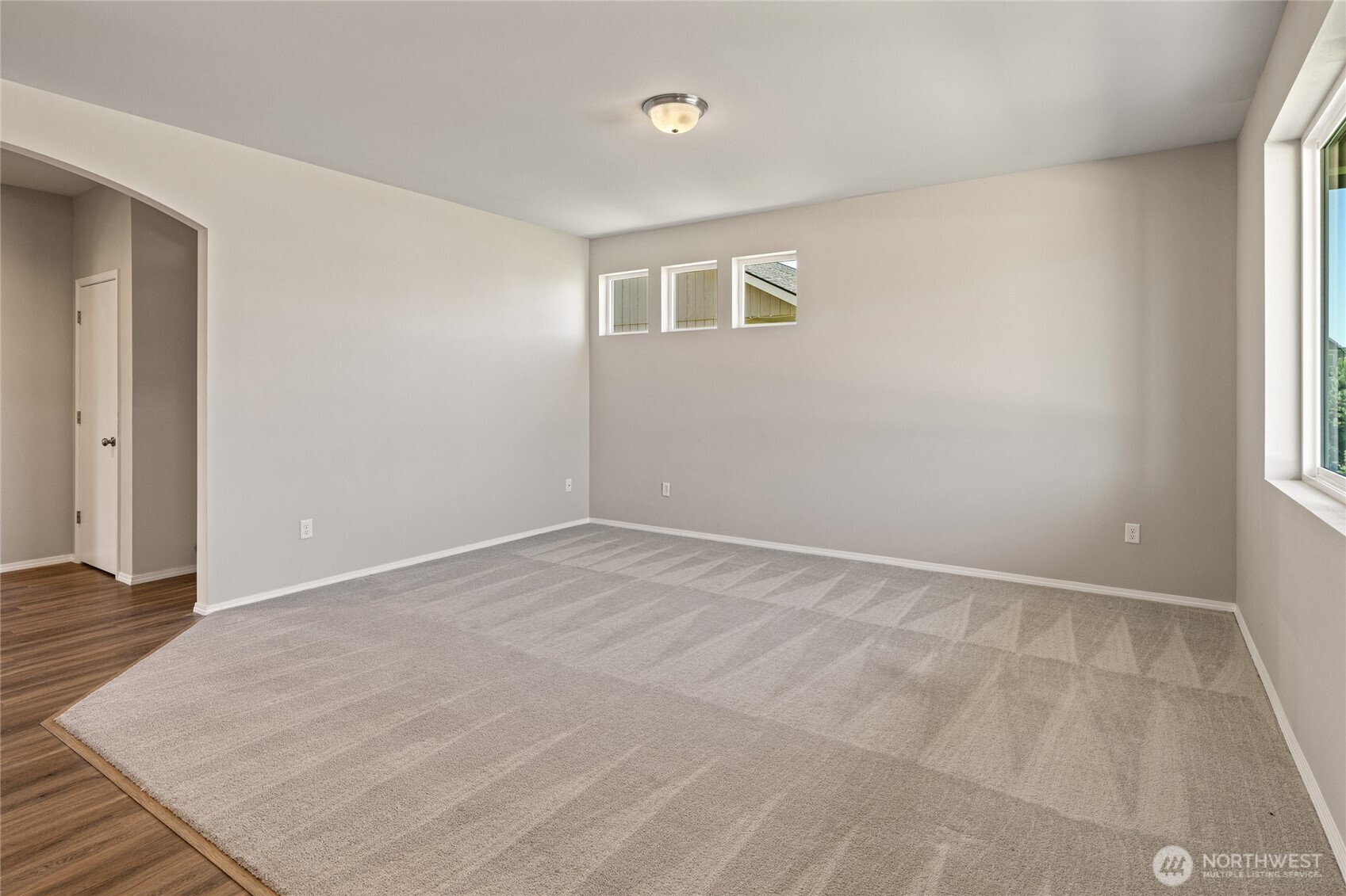 2012 W Sunnyview Lane Property Photo 4