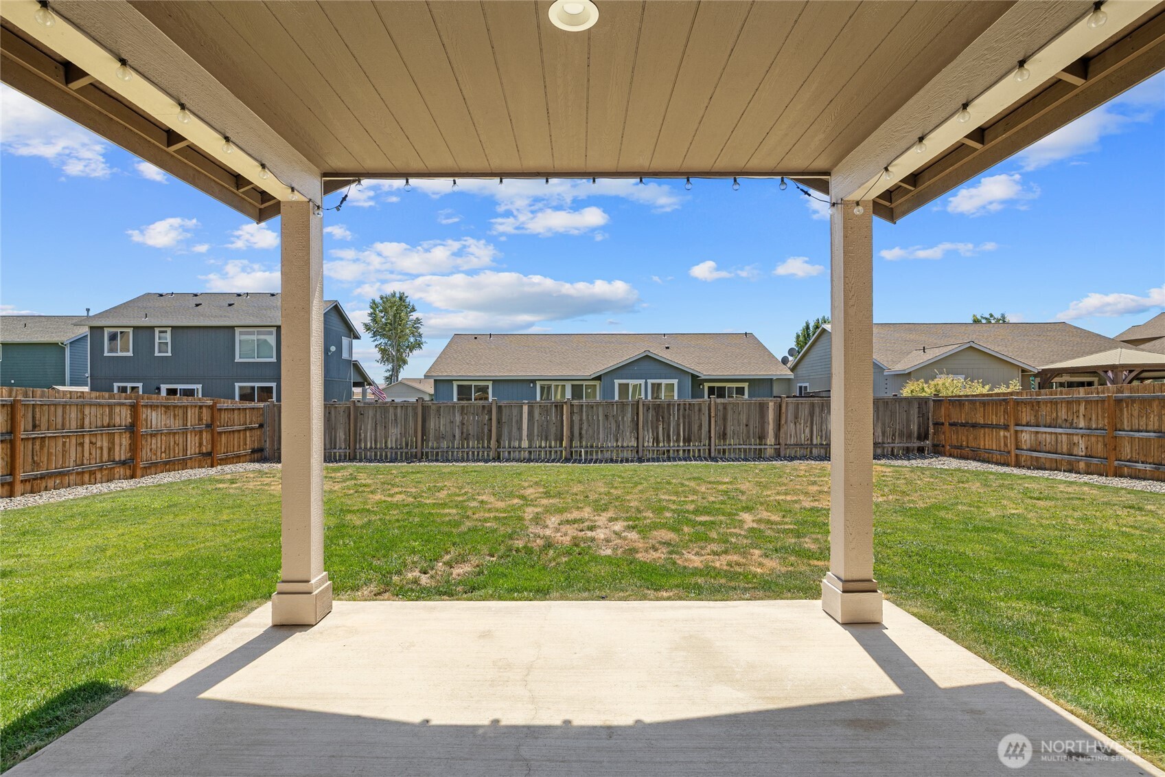 2012 W Sunnyview Lane Property Photo 18