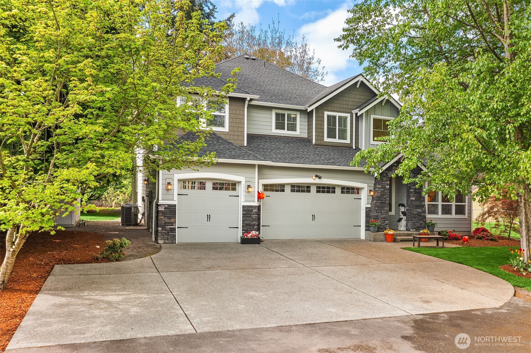 13041 56th Avenue Property Photo 4