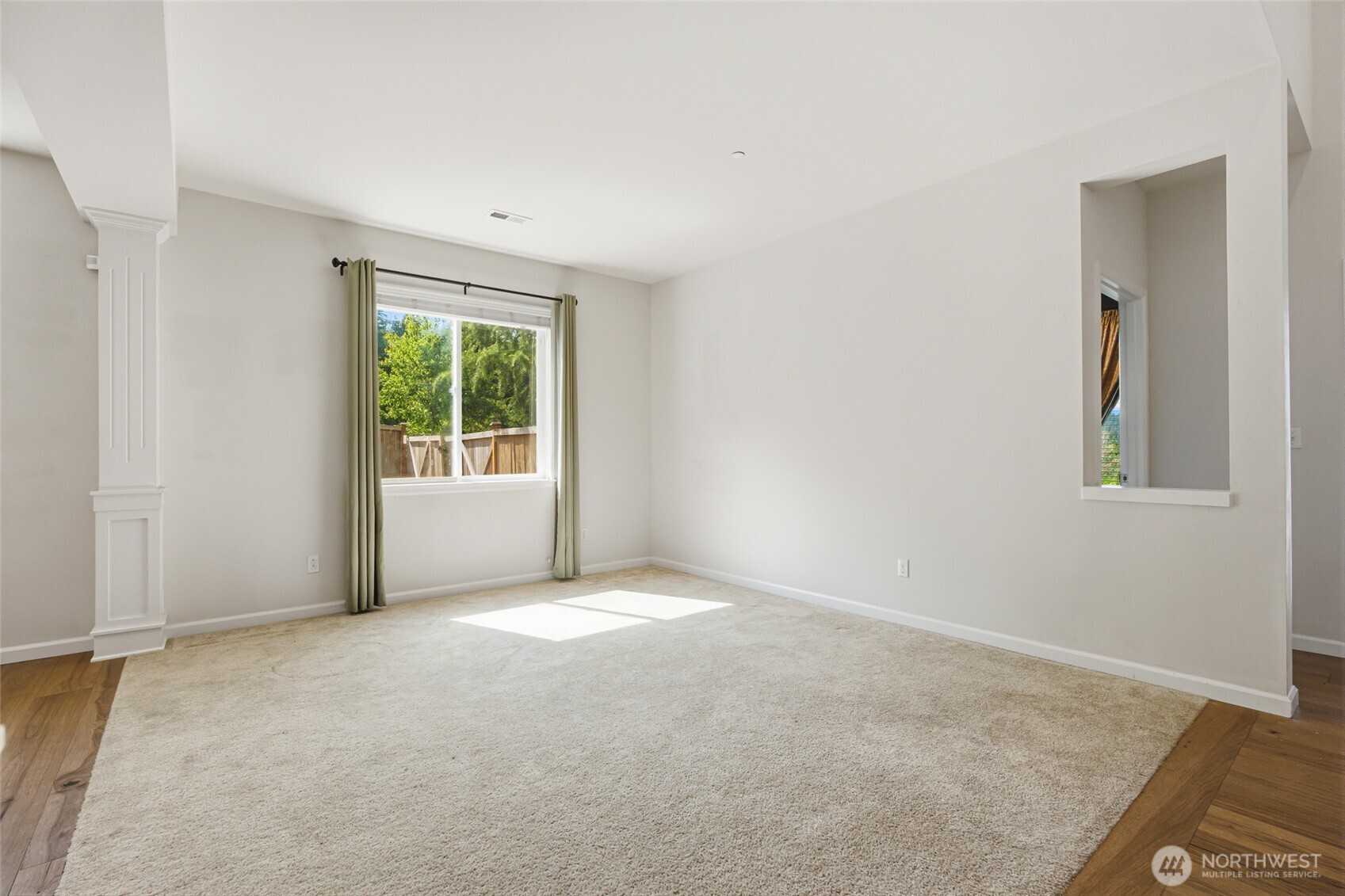 17306 111th Street Property Photo 6