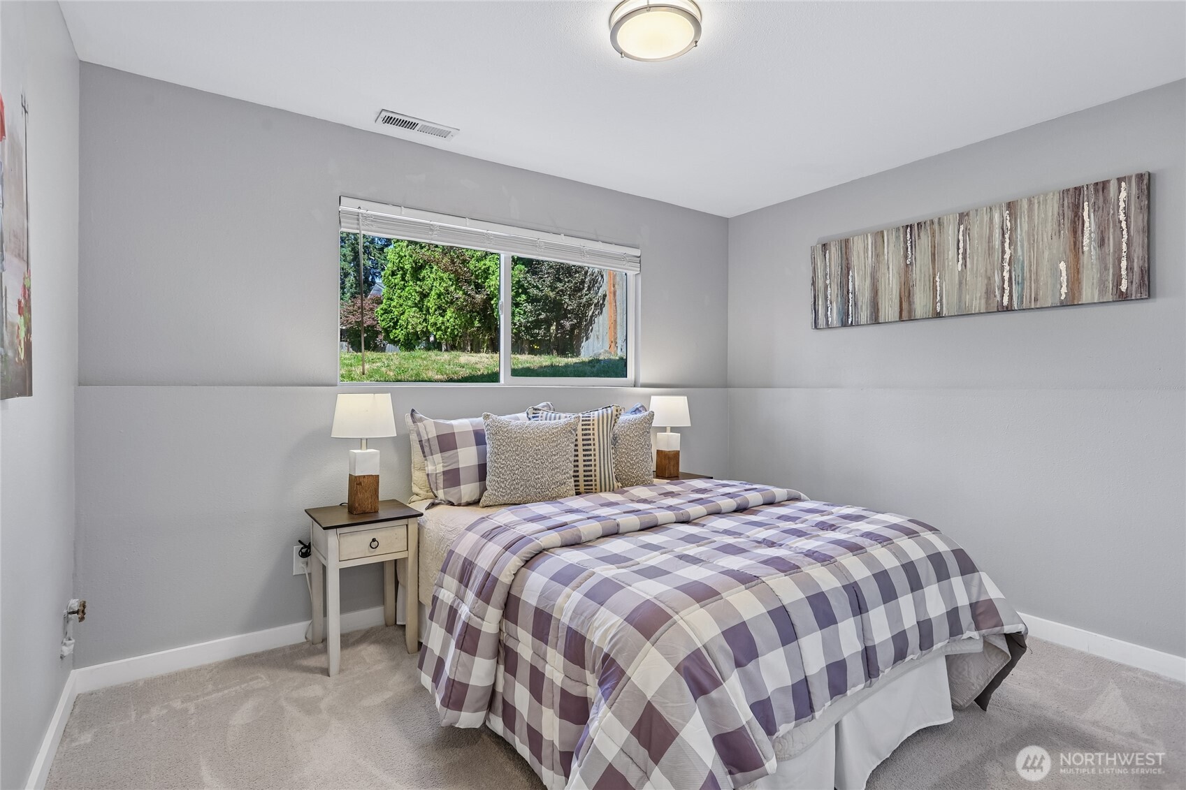 22719 1st Place Property Photo 20
