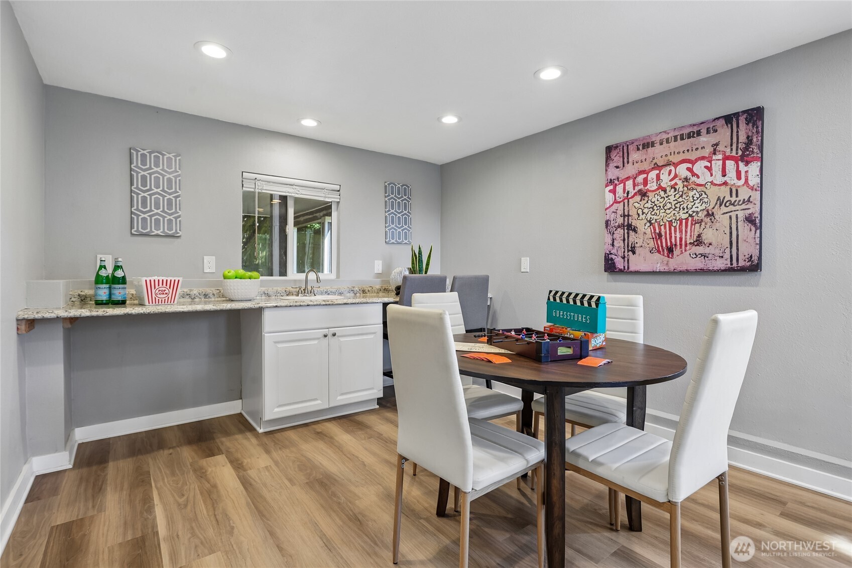 22719 1st Place Property Photo 28